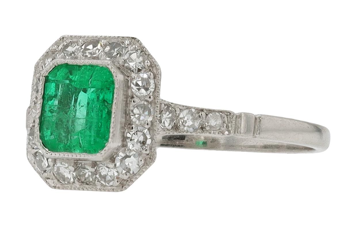 Women's Art Deco Style Colombian Emerald & Diamond Engagement Ring