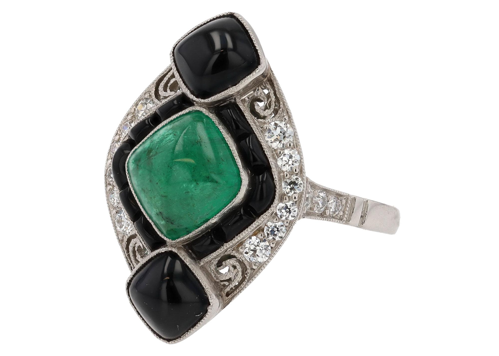 Art Deco Style Colombian Emerald Onyx & Diamond Cocktail Ring In New Condition For Sale In Santa Barbara, CA