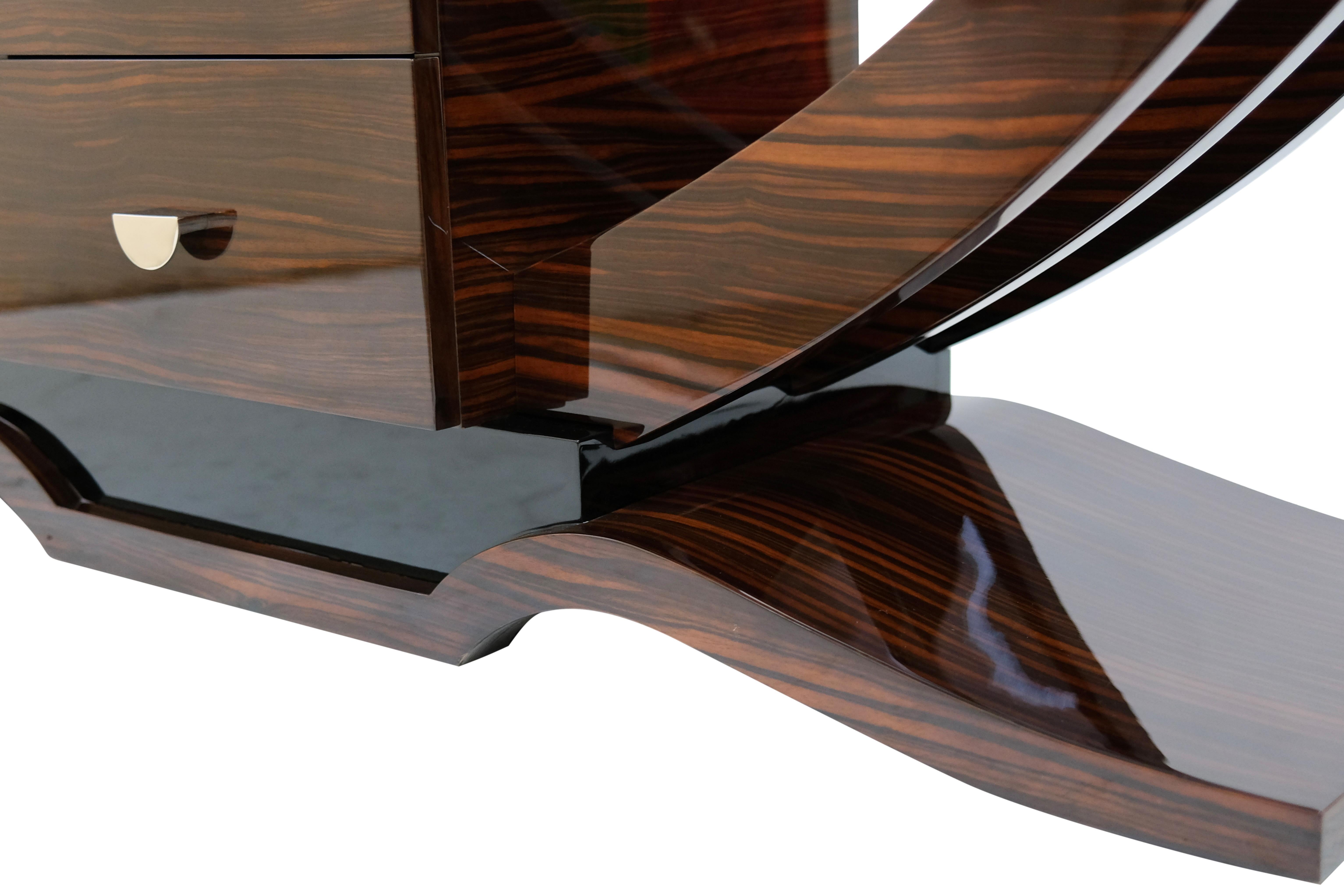 Contemporary Art Deco Style Console Table with Macassar Veneer in High Gloss Lacquer For Sale