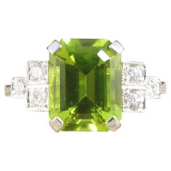 Art Deco Style Contemporary 2.10ct Peridot Ring with Diamond Shoulders in Plat