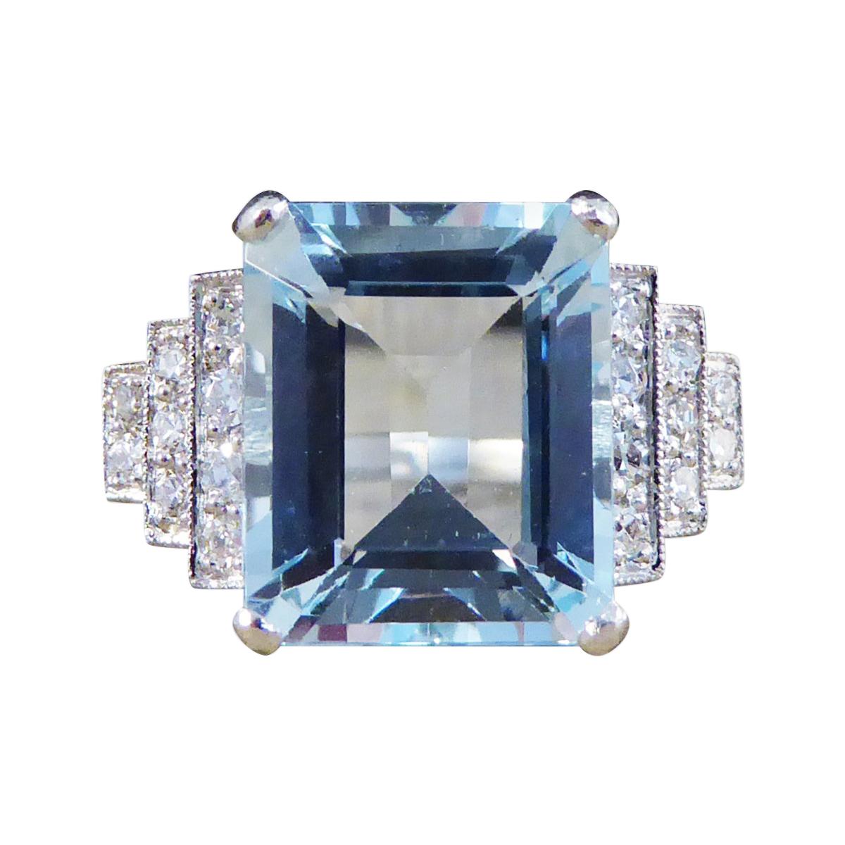 Art Deco Style Contemporary 5.50ct Aquamarine and Diamond Ring in Platinum