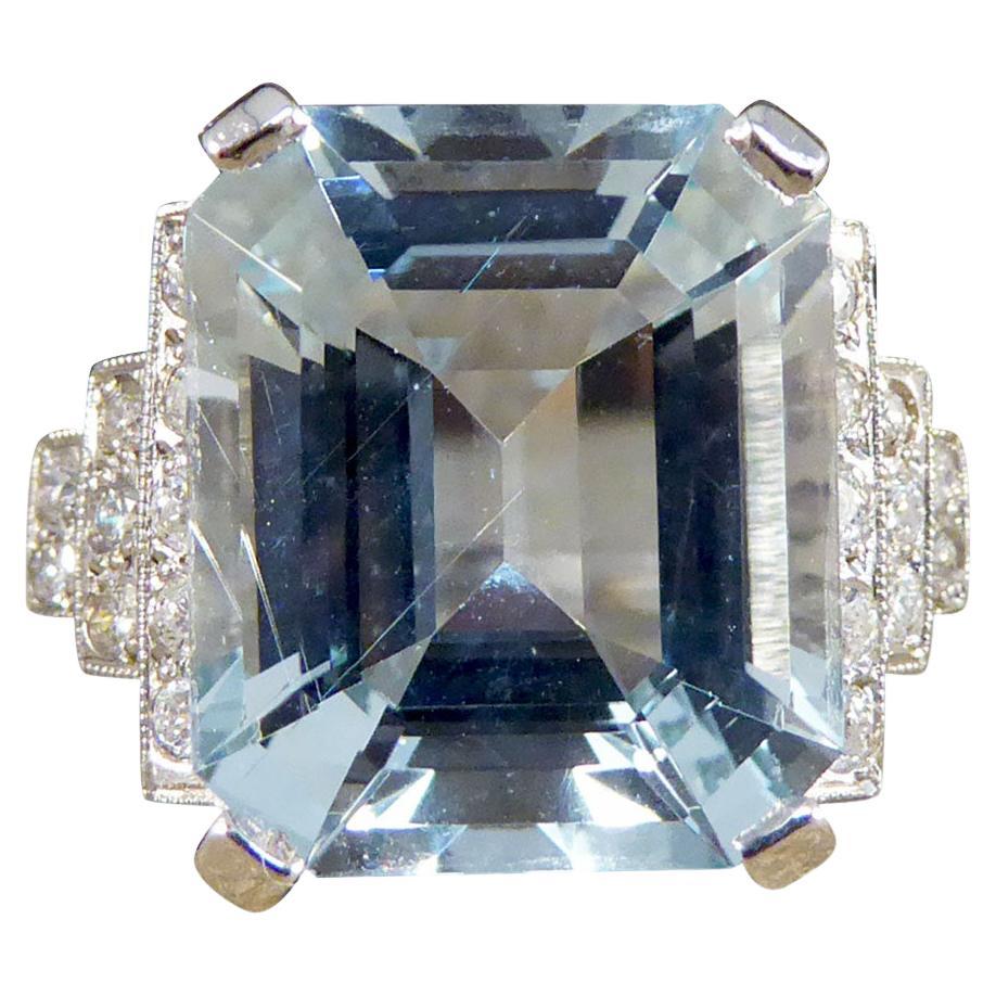 Art Deco Style Contemporary 9.00ct Aquamarine and Diamond Ring in Platinum  For Sale at 1stDibs