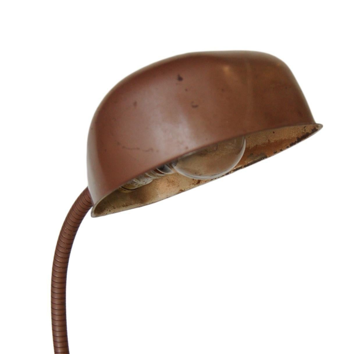 Schreibtischlampe im Art-déco-Stil aus Kupfer mit Schwanenhals und Stifthalter (Art déco) im Angebot