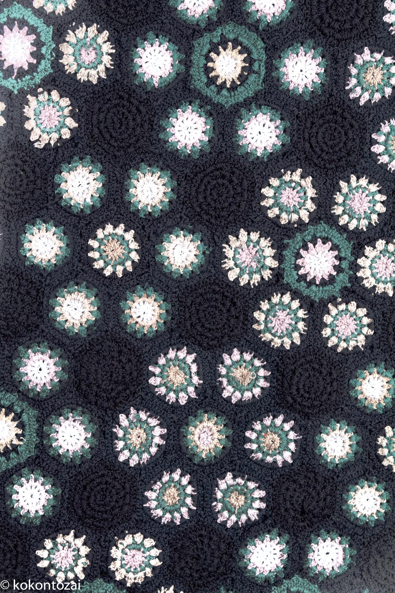 British Art Deco Style Crocheted Medallion Blanket by Kokon To Zai