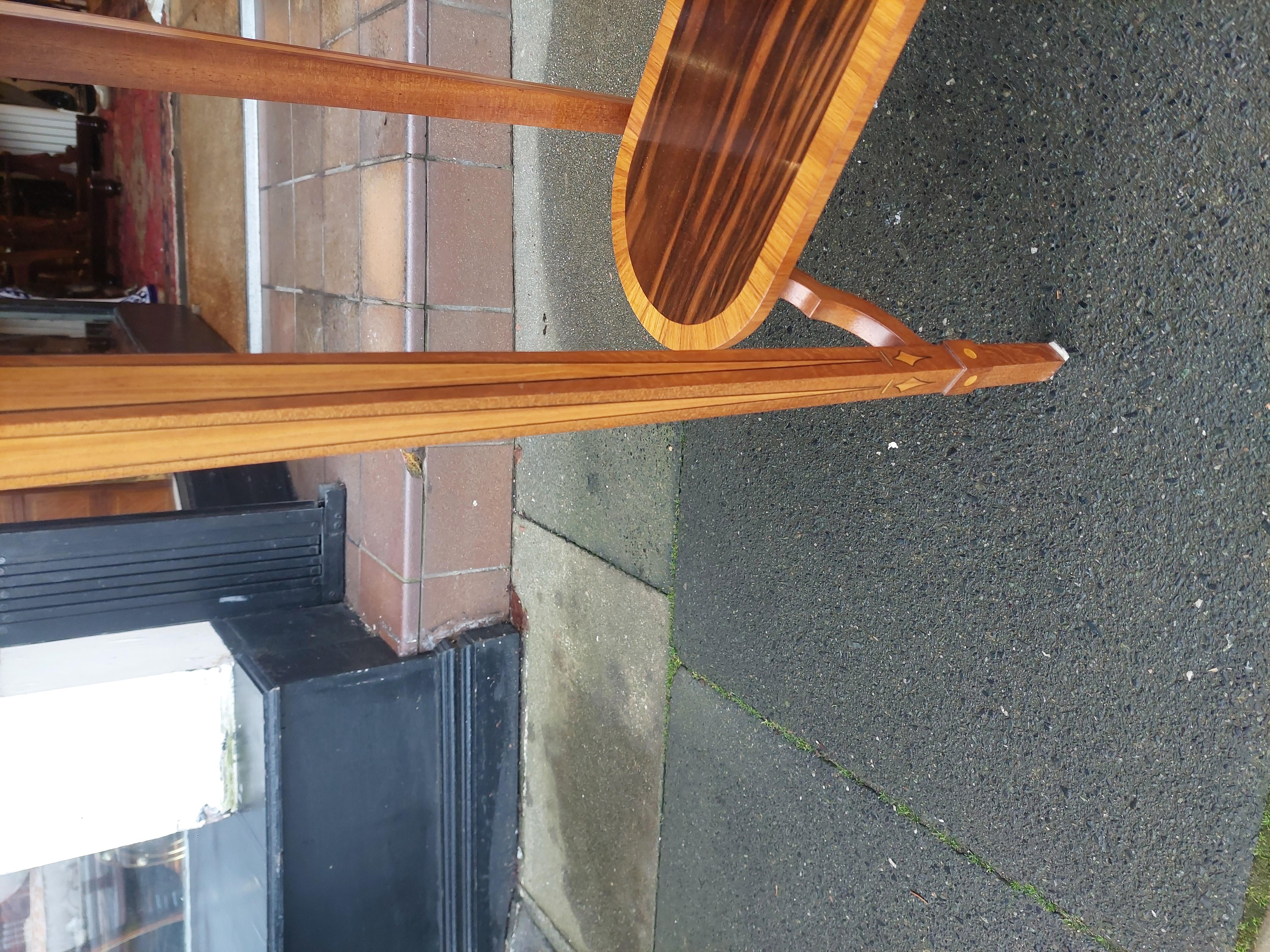 Art Deco style Crossbanded Macassar Ebony Lamp Table For Sale 2