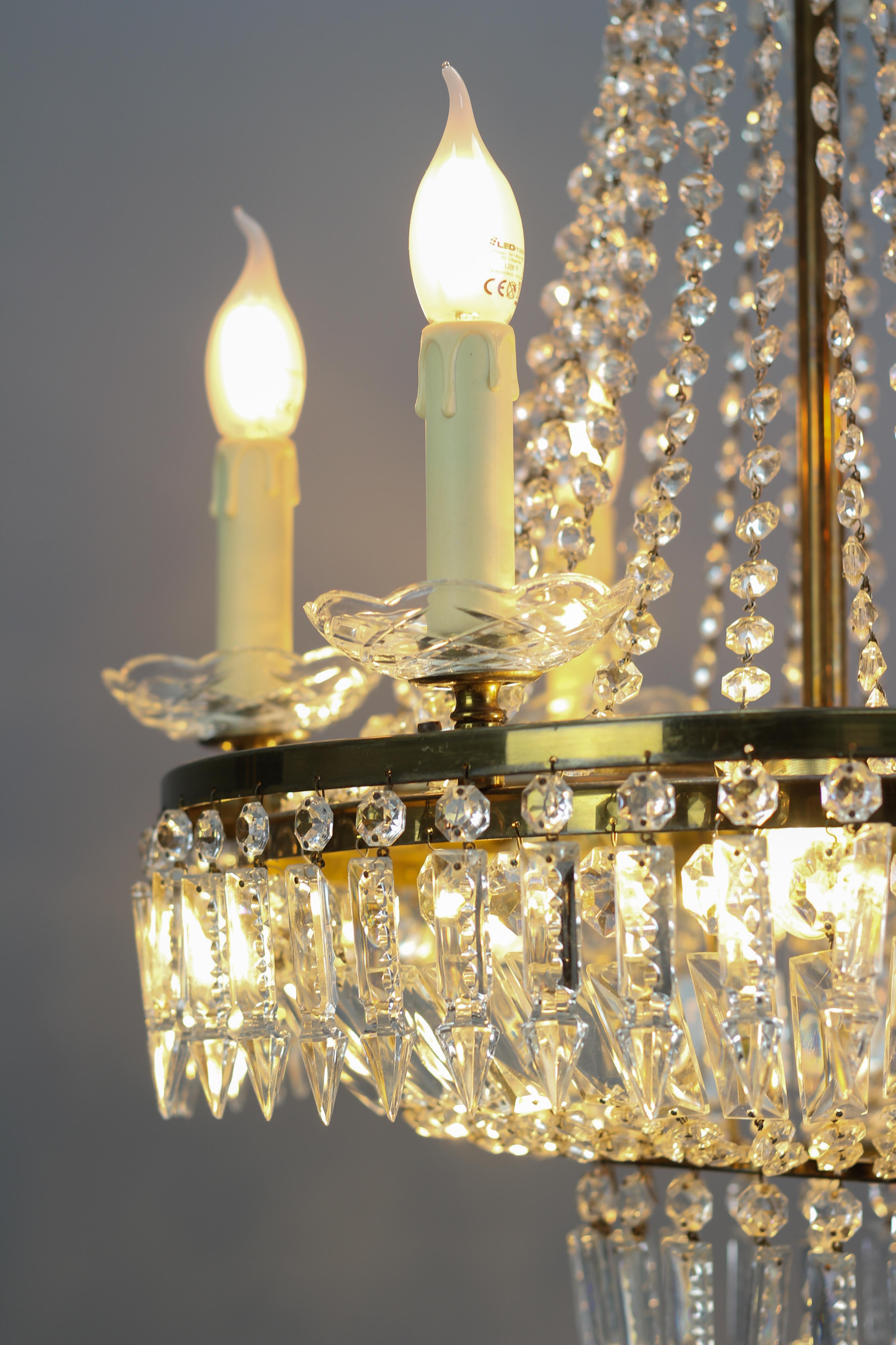 Art Deco Style Crystal Glass and Brass Nine-Light Basket Chandelier For Sale 9