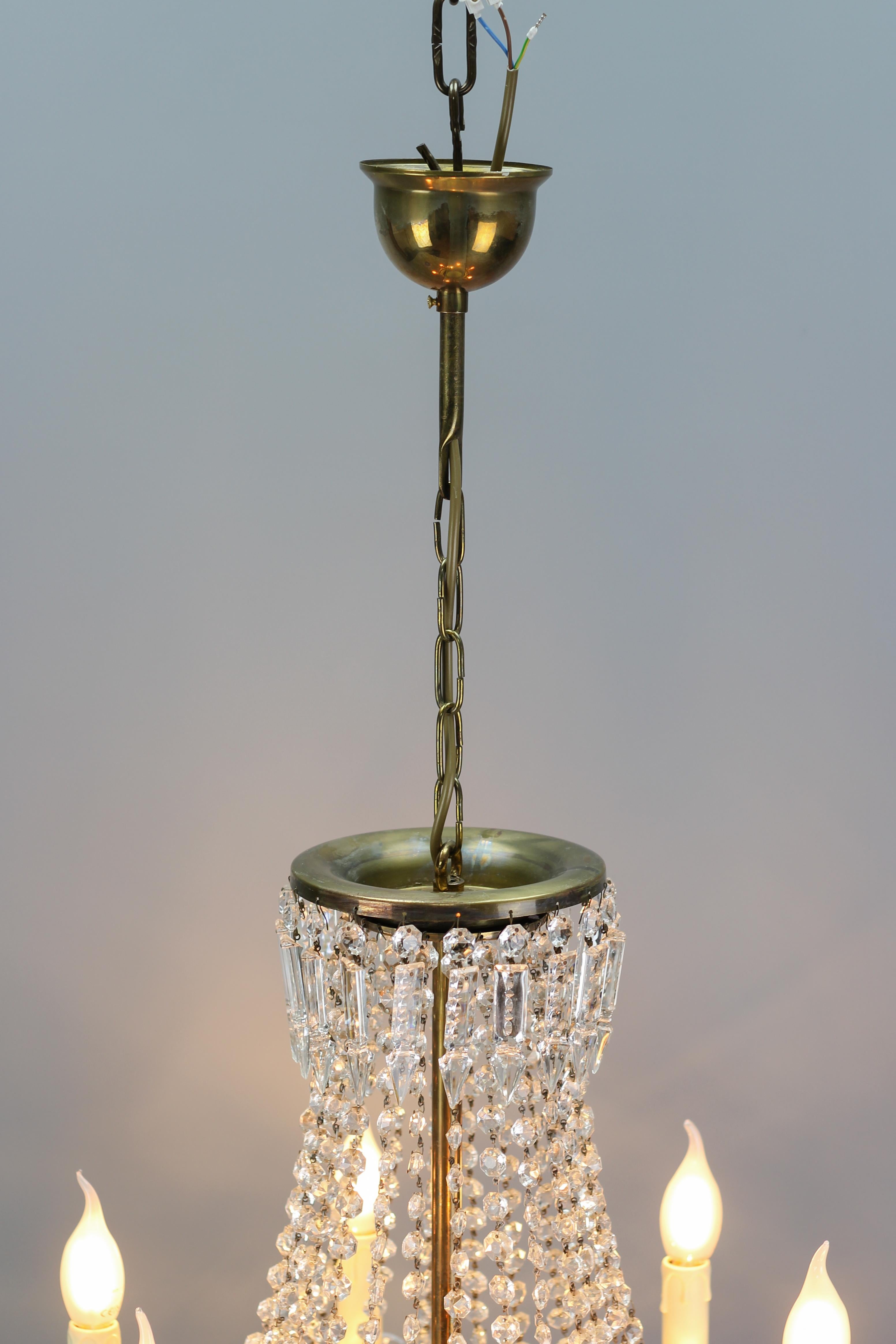 Art Deco Style Crystal Glass and Brass Nine-Light Basket Chandelier For Sale 10