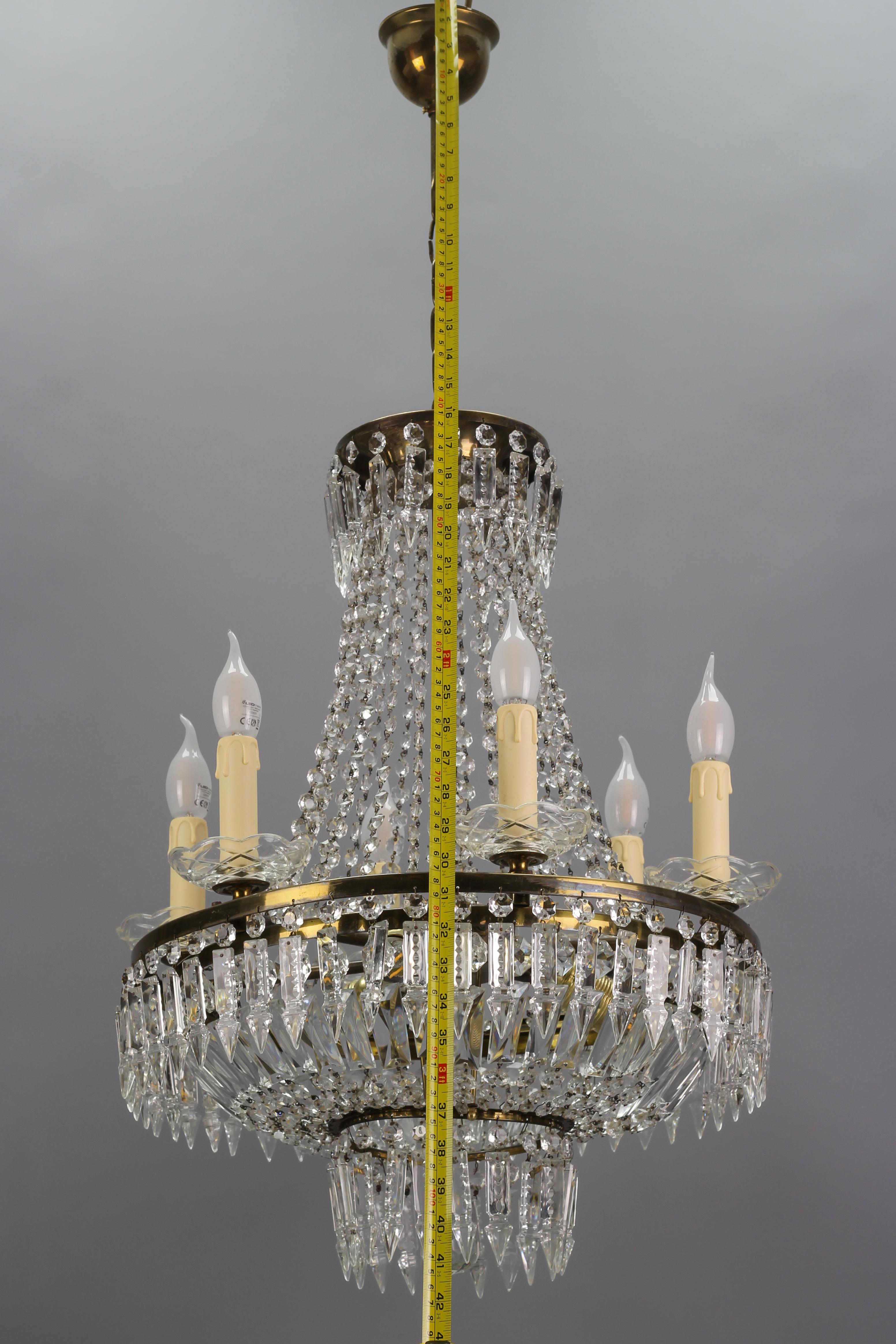 Neun-Licht-Kronleuchter aus Kristallglas und Messing im Art-déco-Stil im Angebot 13