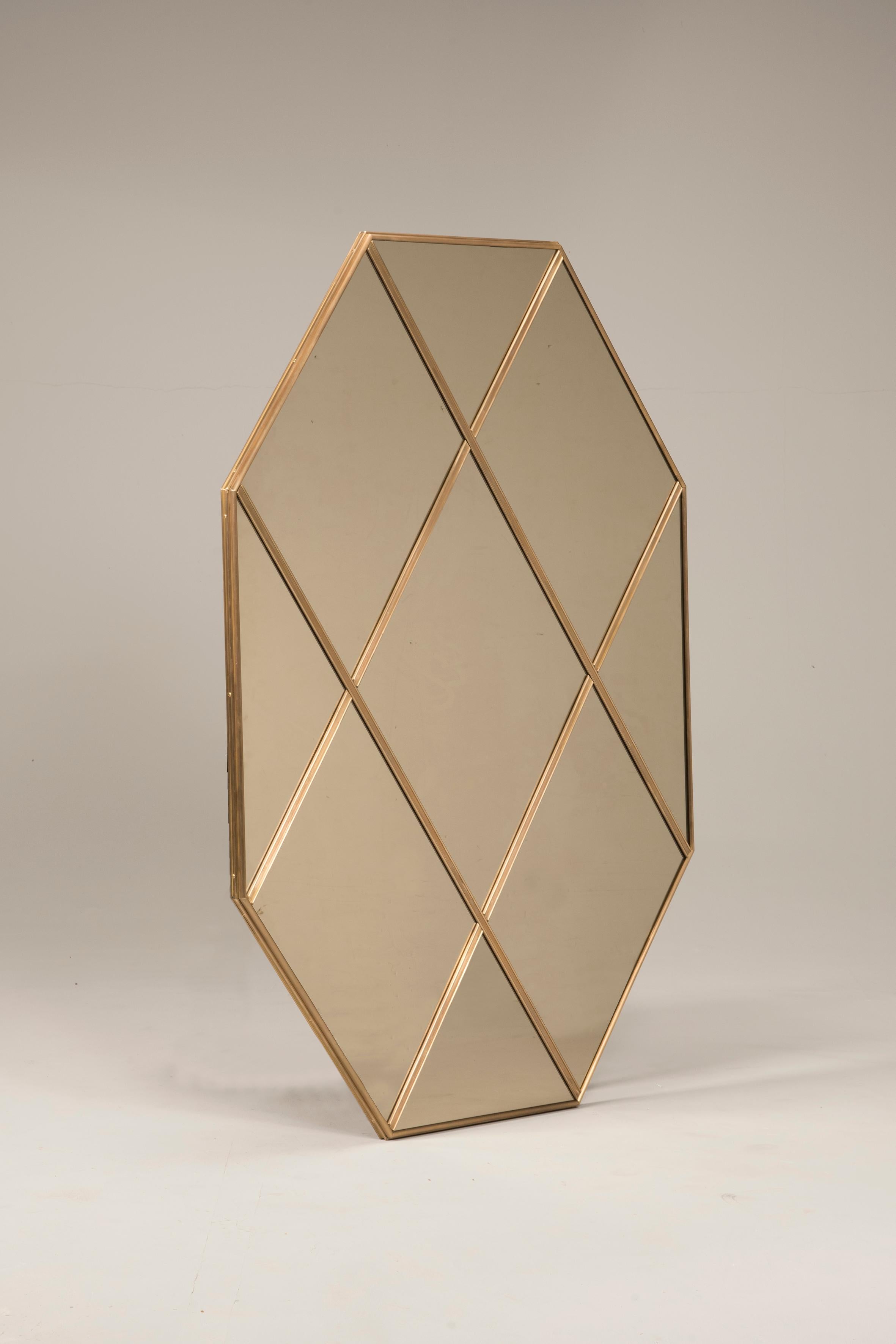 Art déco Miroir octogonal personnalisable de style Art Déco en laiton, 110 x 160 cm en vente