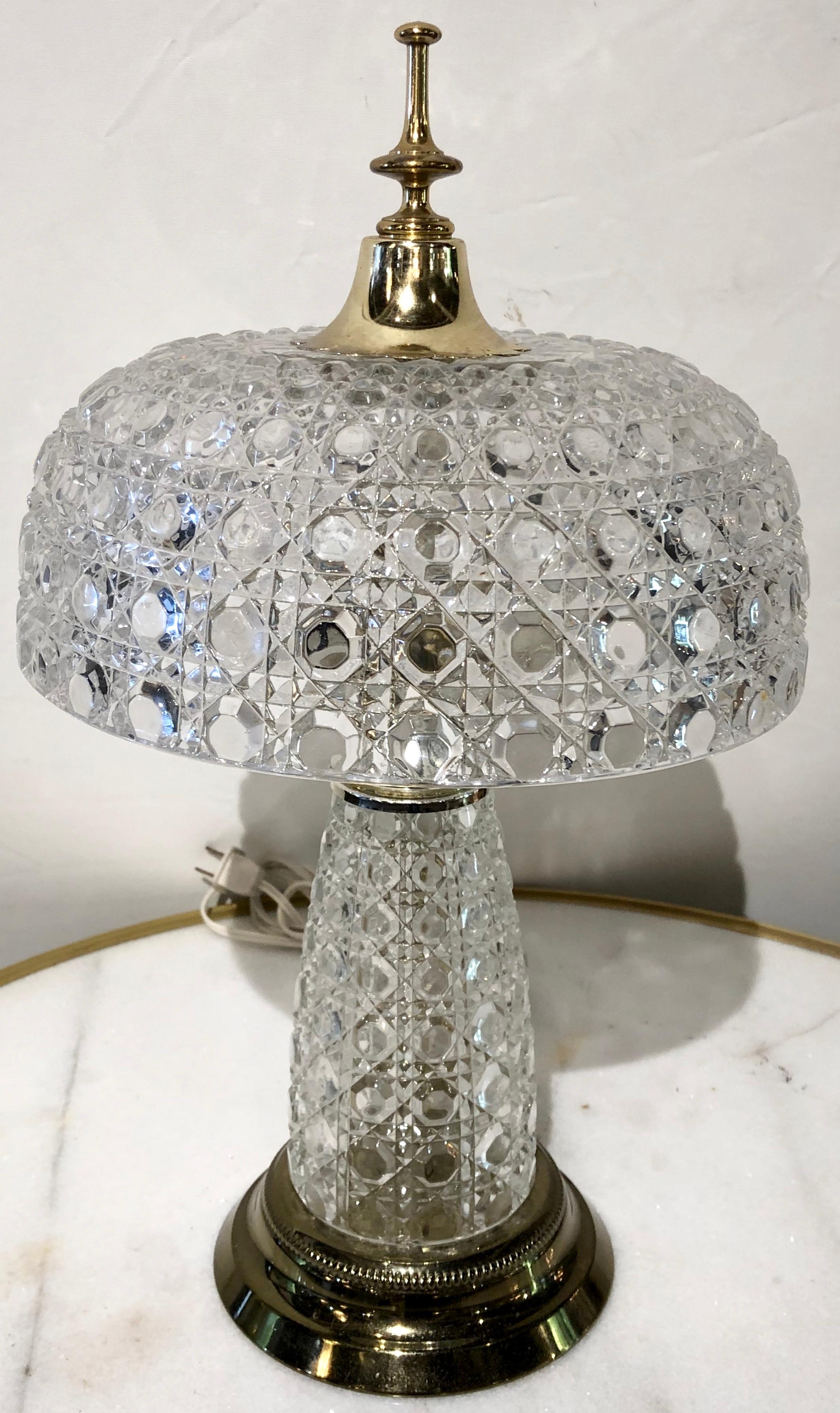 Art Deco Stil geschliffenes Kristall Dome geformt Schreibtischlampe im Angebot 5