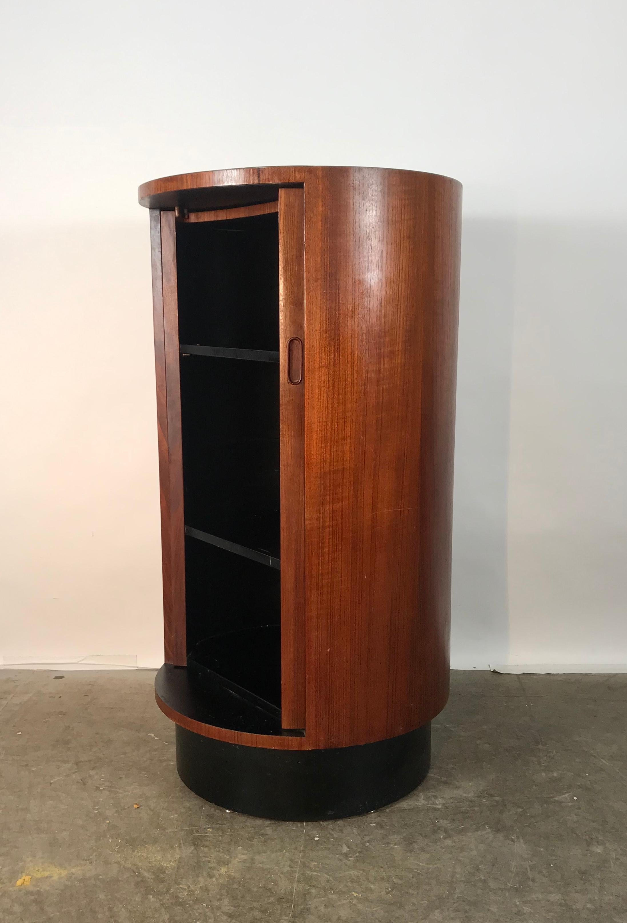 cylinder shelf