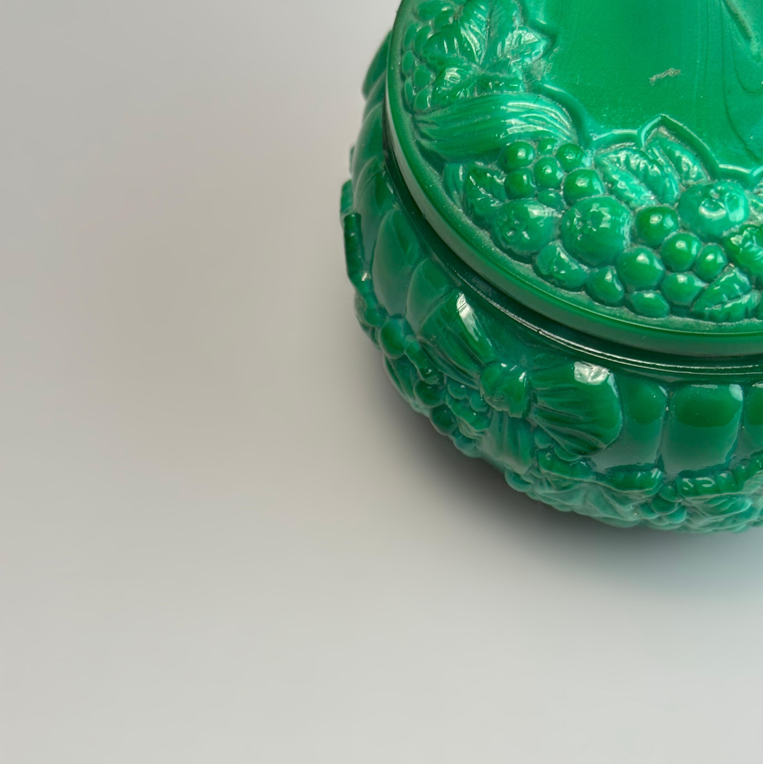 Art Deco Style Czech Malachite Glass Trinket Dish, 1960s In Good Condition For Sale In Glasgow, GB