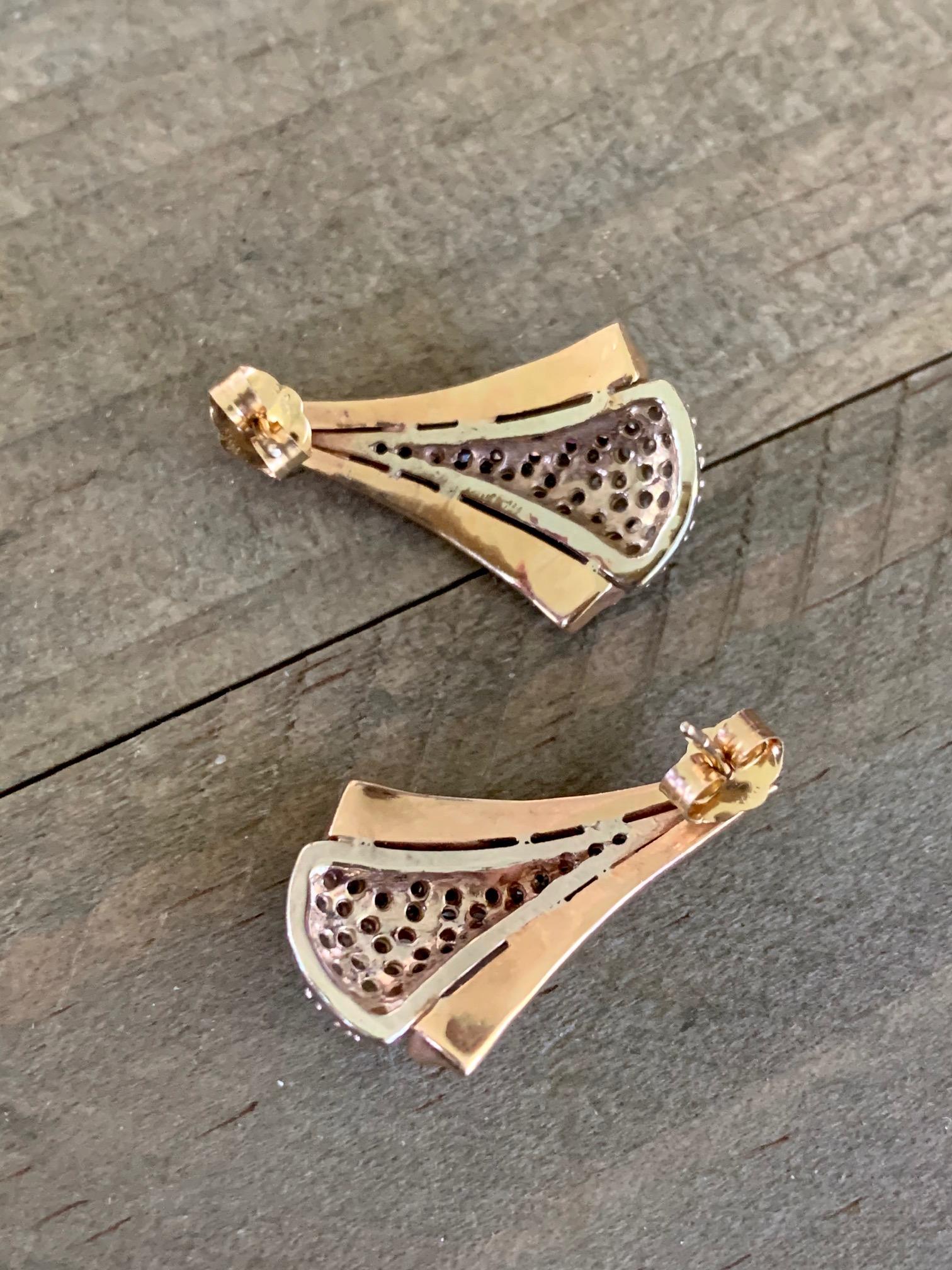 Art Deco Style Diamond 14 Karat Gold Earrings In Excellent Condition For Sale In St. Louis Park, MN