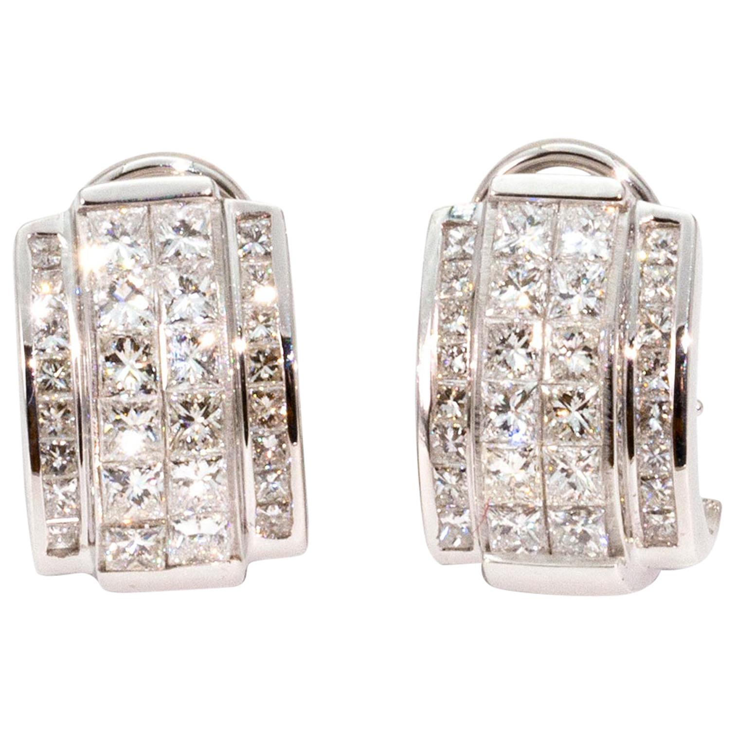 Art Deco Style Diamond and 14 Carat White Gold Earrings For Sale