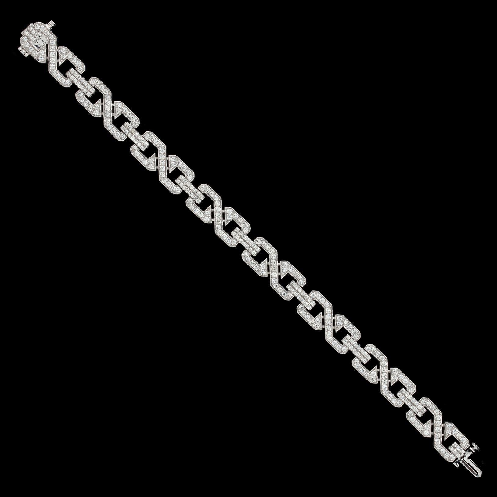Art Deco Style Diamond and 14 Karat White Gold Link Bracelet In New Condition In San Francisco, CA