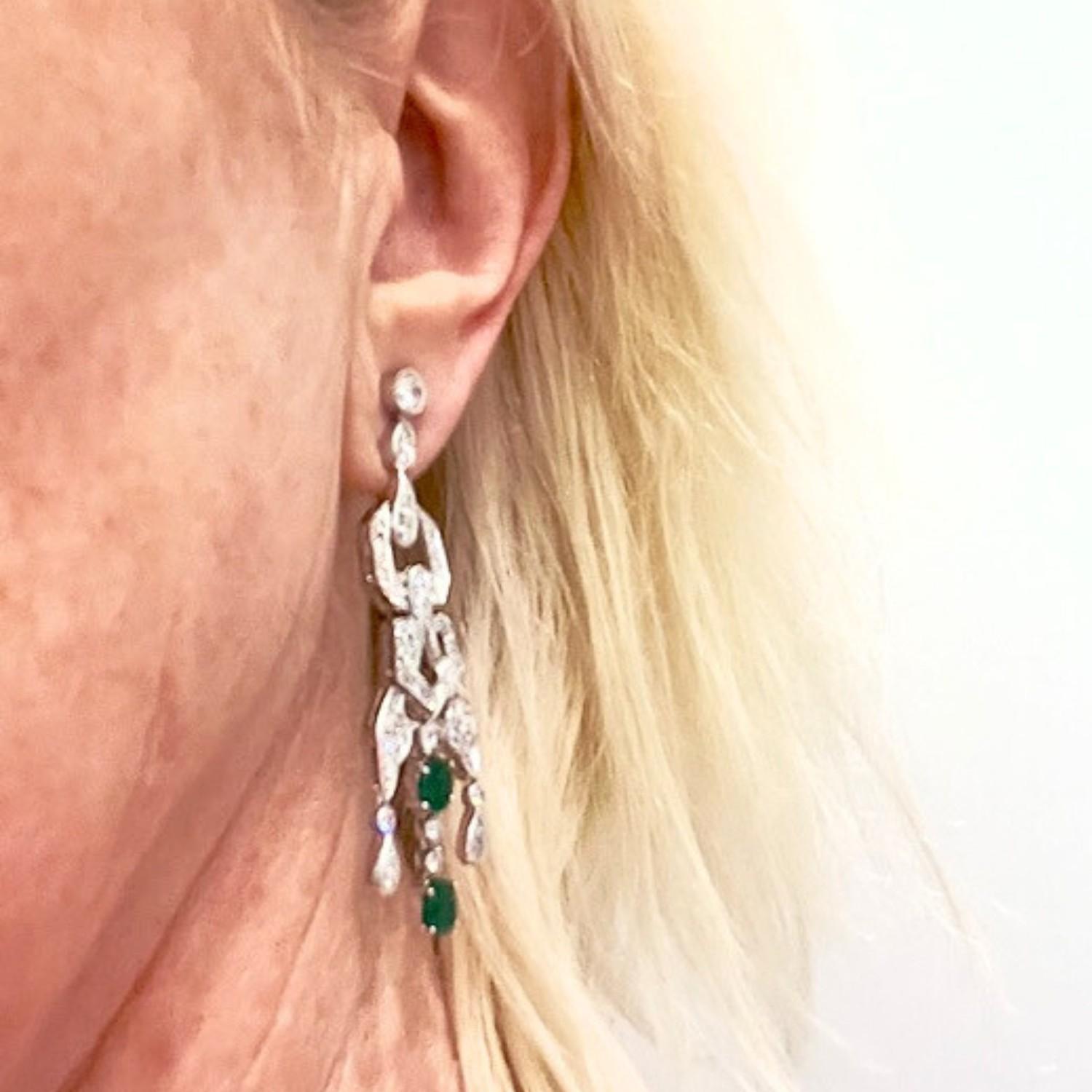 Art Deco Style Diamond and Emerald Platinum Earrings For Sale 1