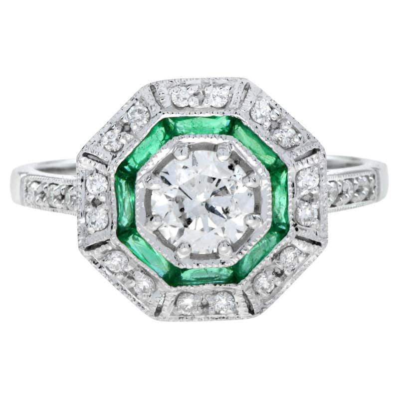 Art Deco Style Emerald Diamond and Onyx 18 Carat White Gold Ring For ...