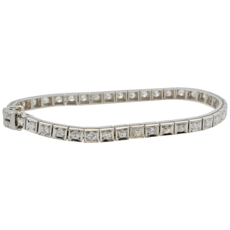 Art Deco Style Diamond and Platinum Tennis Bracelet For Sale at 1stdibs