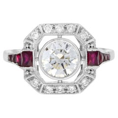 Anillo de compromiso de diamantes y rubíes estilo Art Déco en oro blanco de 18 quilates