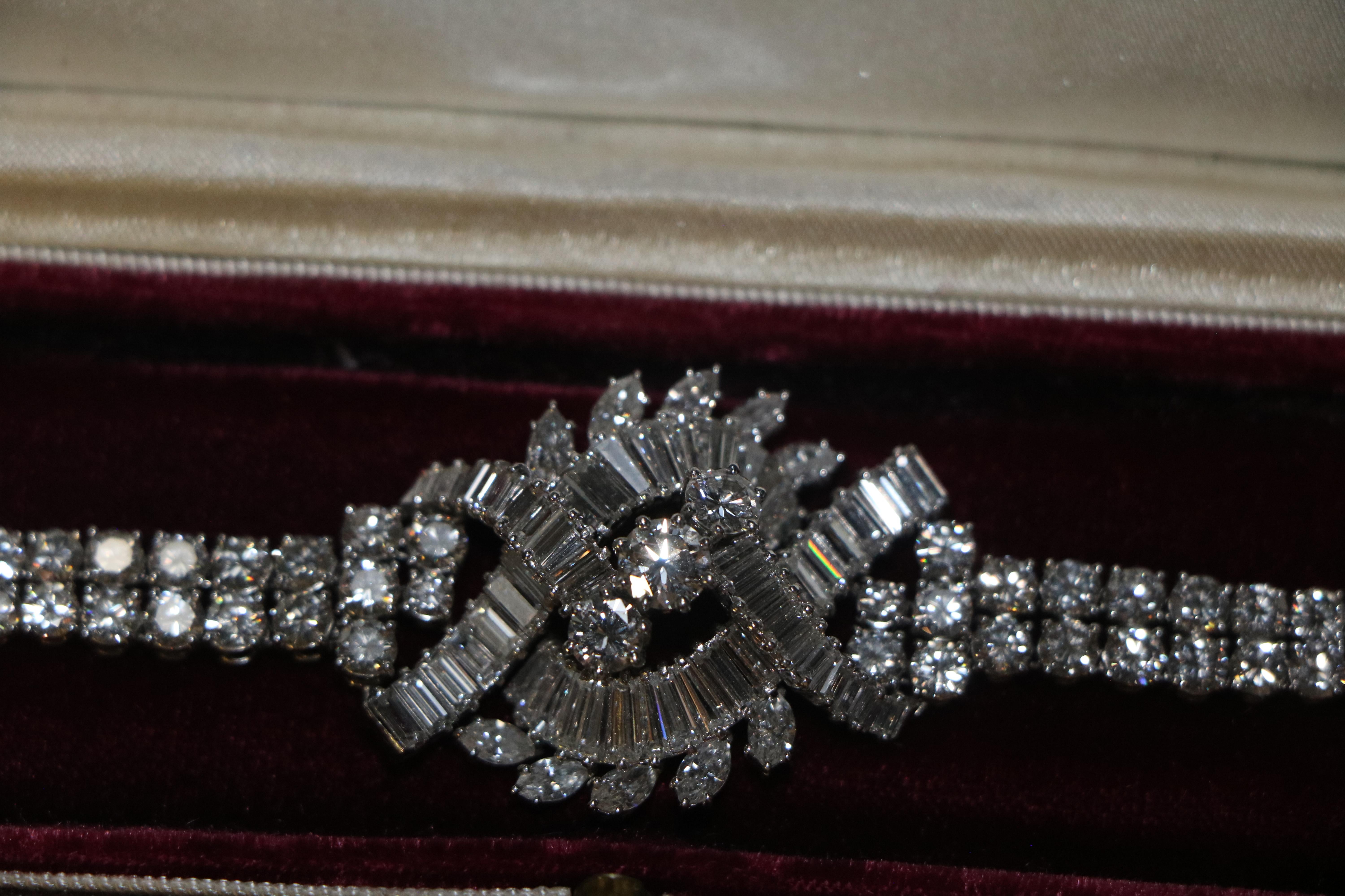 Art Deco style diamond bracelet from Asprey & Company Limited For Sale 1