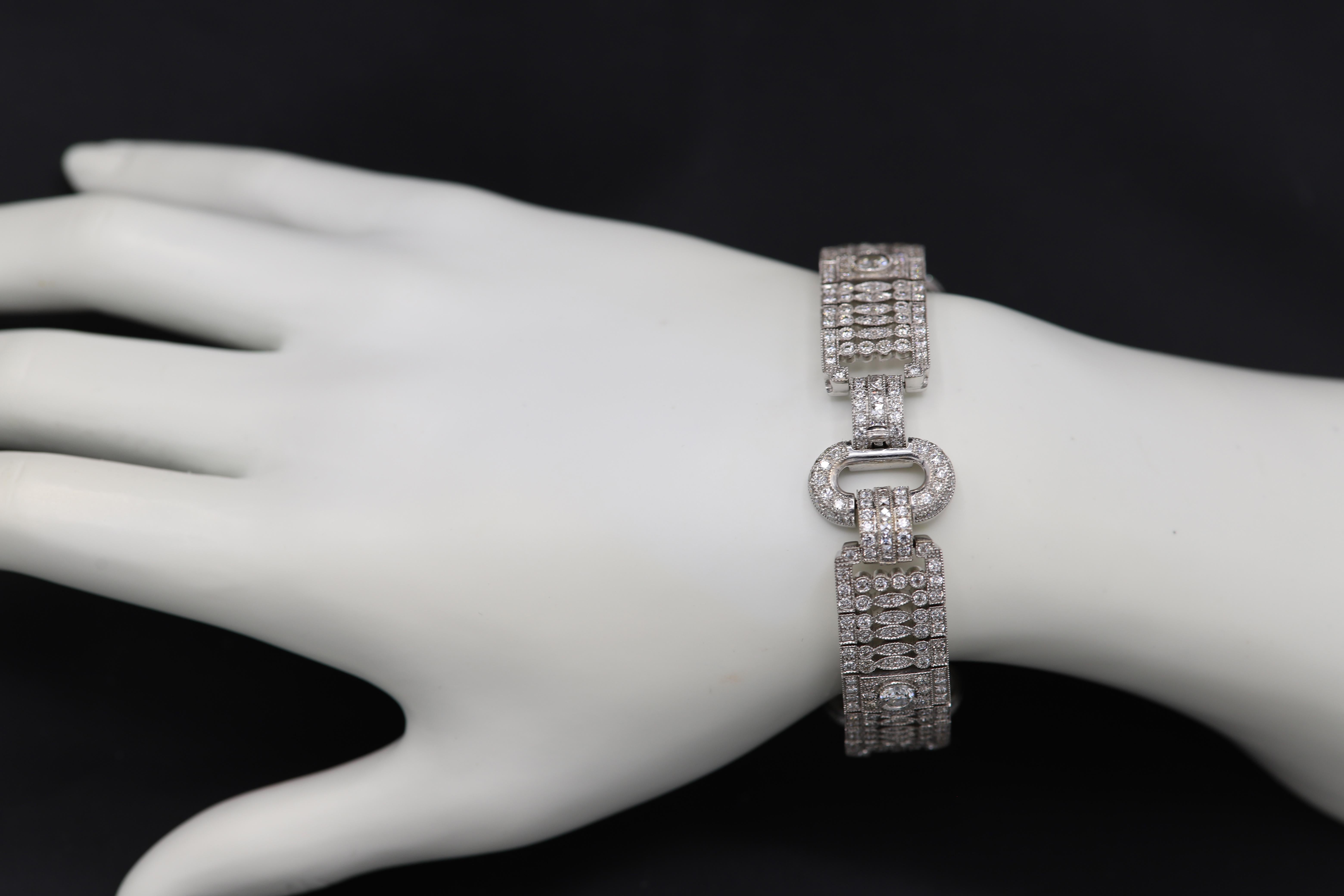 Art Deco Style Diamond Buckle Link Bracelet 18 Karat Old Diamond Cut Diamonds For Sale 1