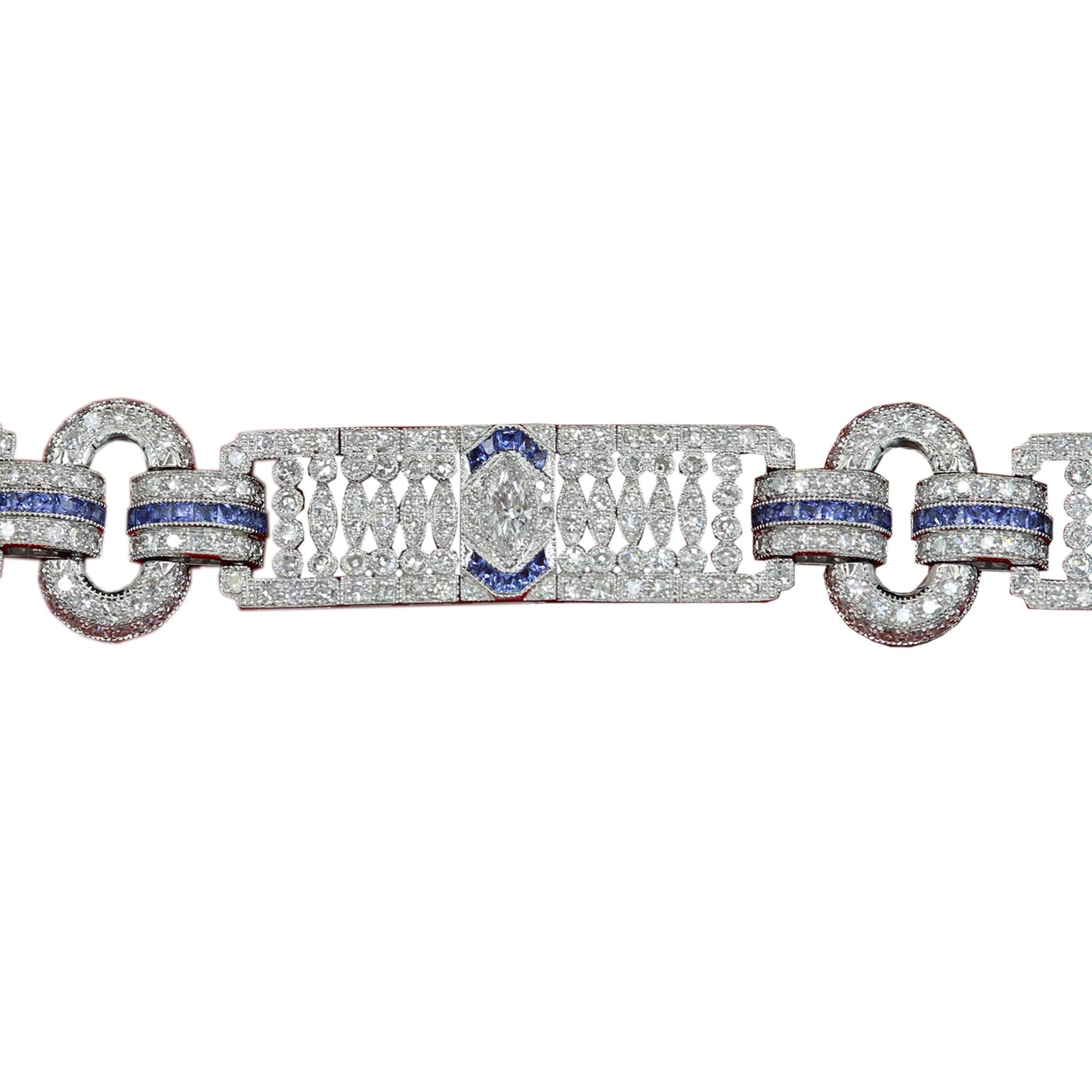 Bracelet à maillons en or blanc 18 carats avec boucle en diamants de style Art déco en vente 5