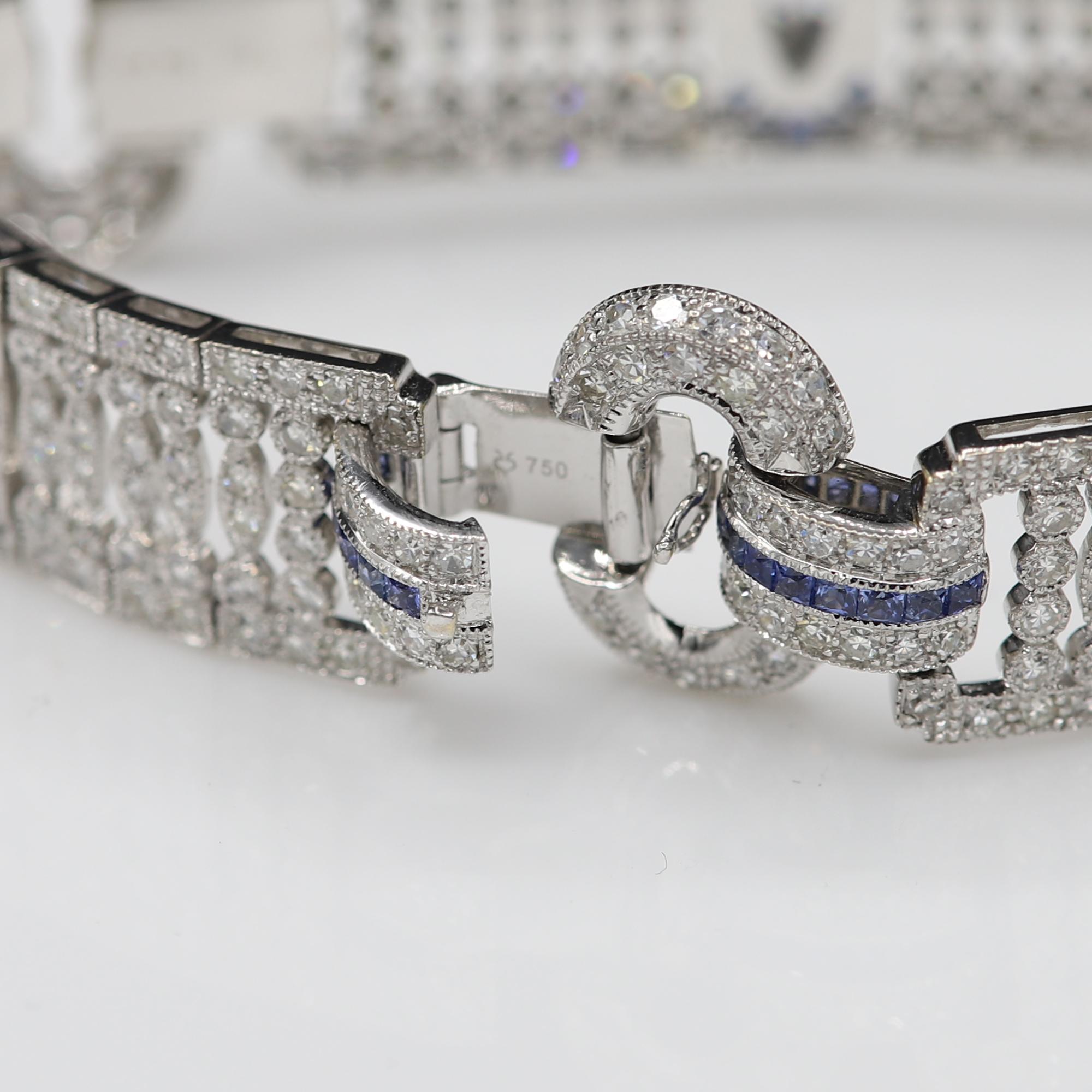 Art Deco Style Diamond Buckle Link Bracelet 18 Karat White Gold For Sale 1