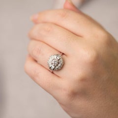 Diamant-Cluster-Ring im Art-Déco-Stil, um die 2000er Jahre