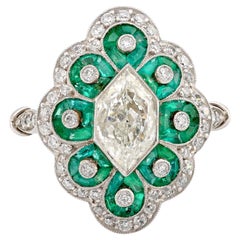 Bague Navette de style Art déco en diamant, émeraude et platine