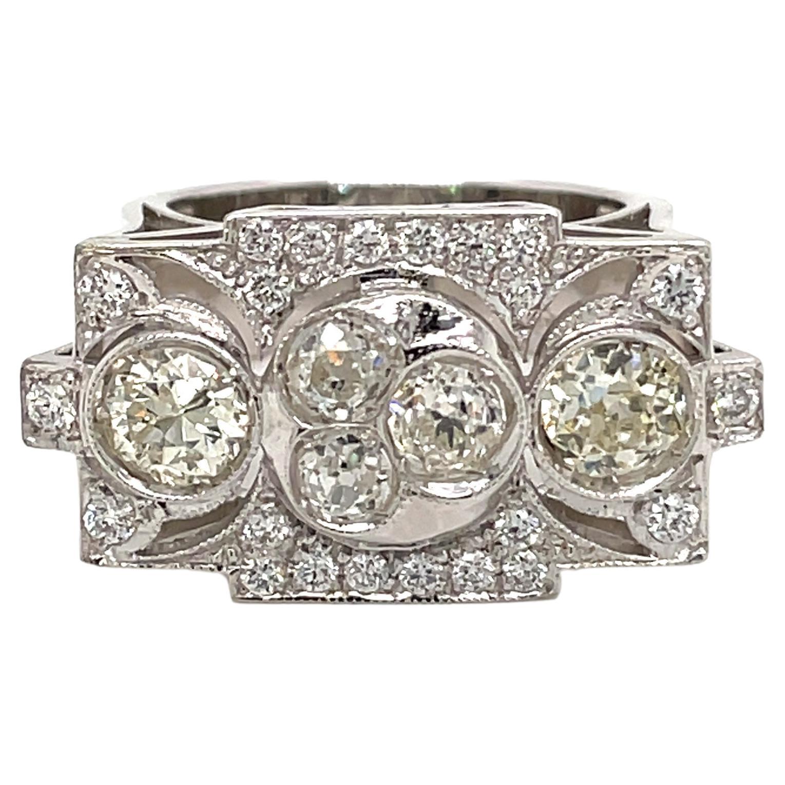 Goldring im Art-déco-Stil mit Diamanten