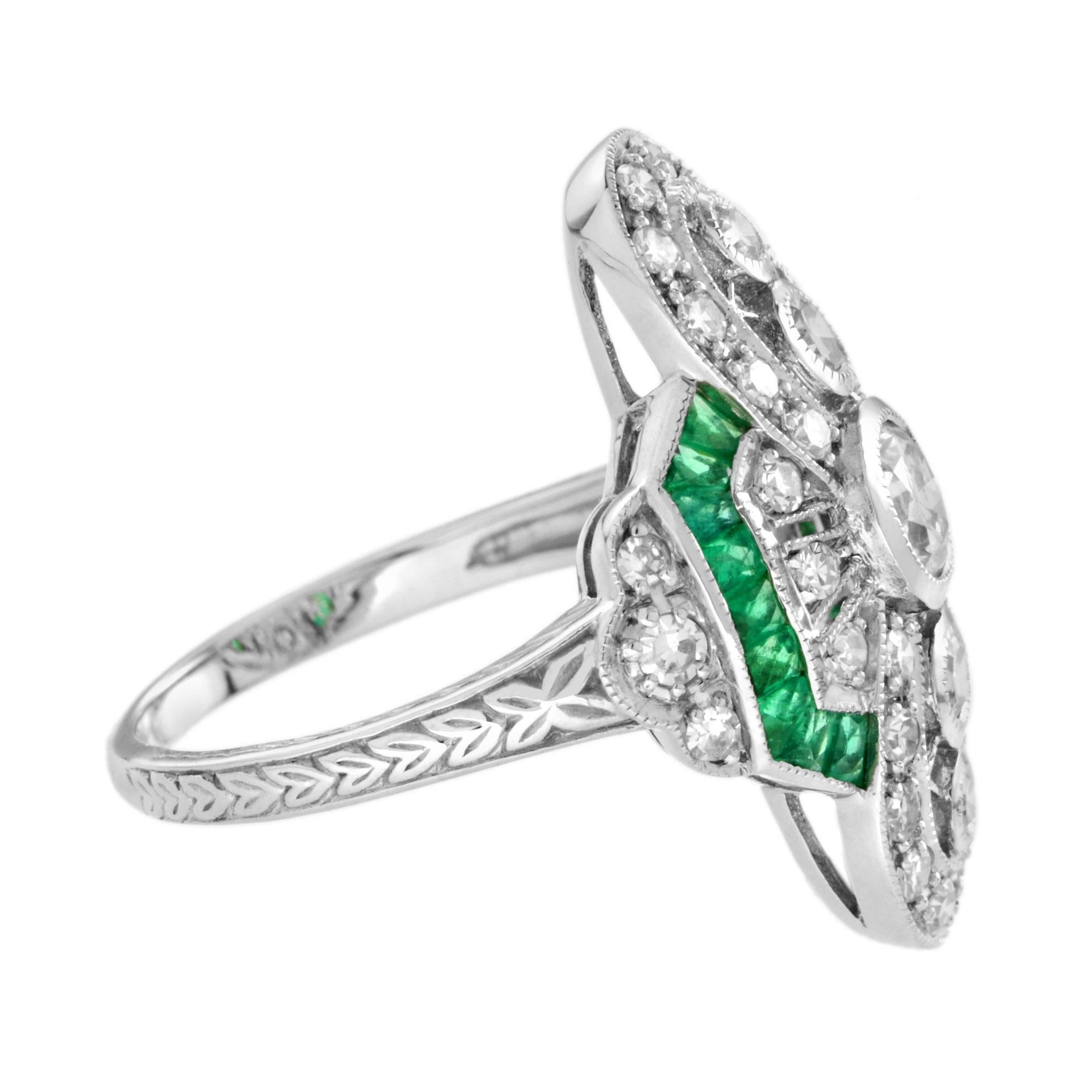 Art Déco Art Deco Style Diamond & Green Emerald Cocktail 14K White Gold Ring in vendita