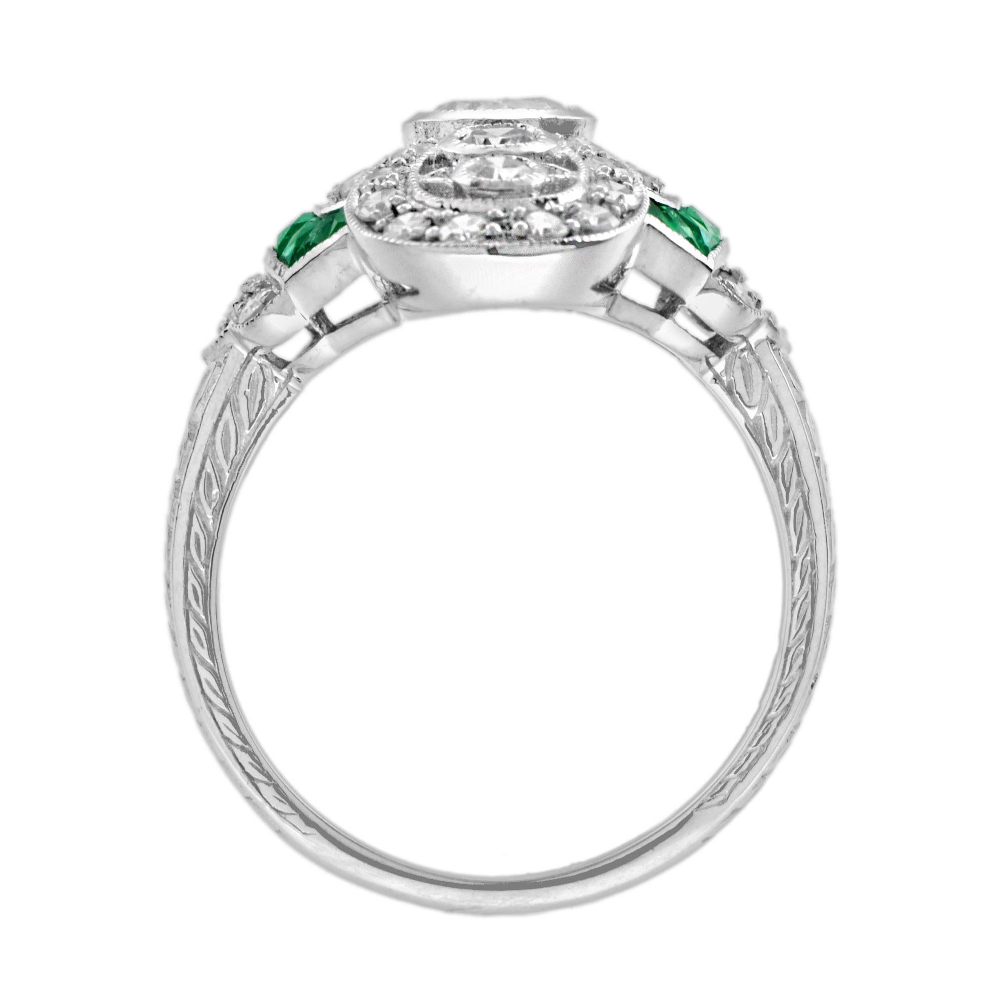Taglio antico europeo Art Deco Style Diamond & Green Emerald Cocktail 14K White Gold Ring in vendita