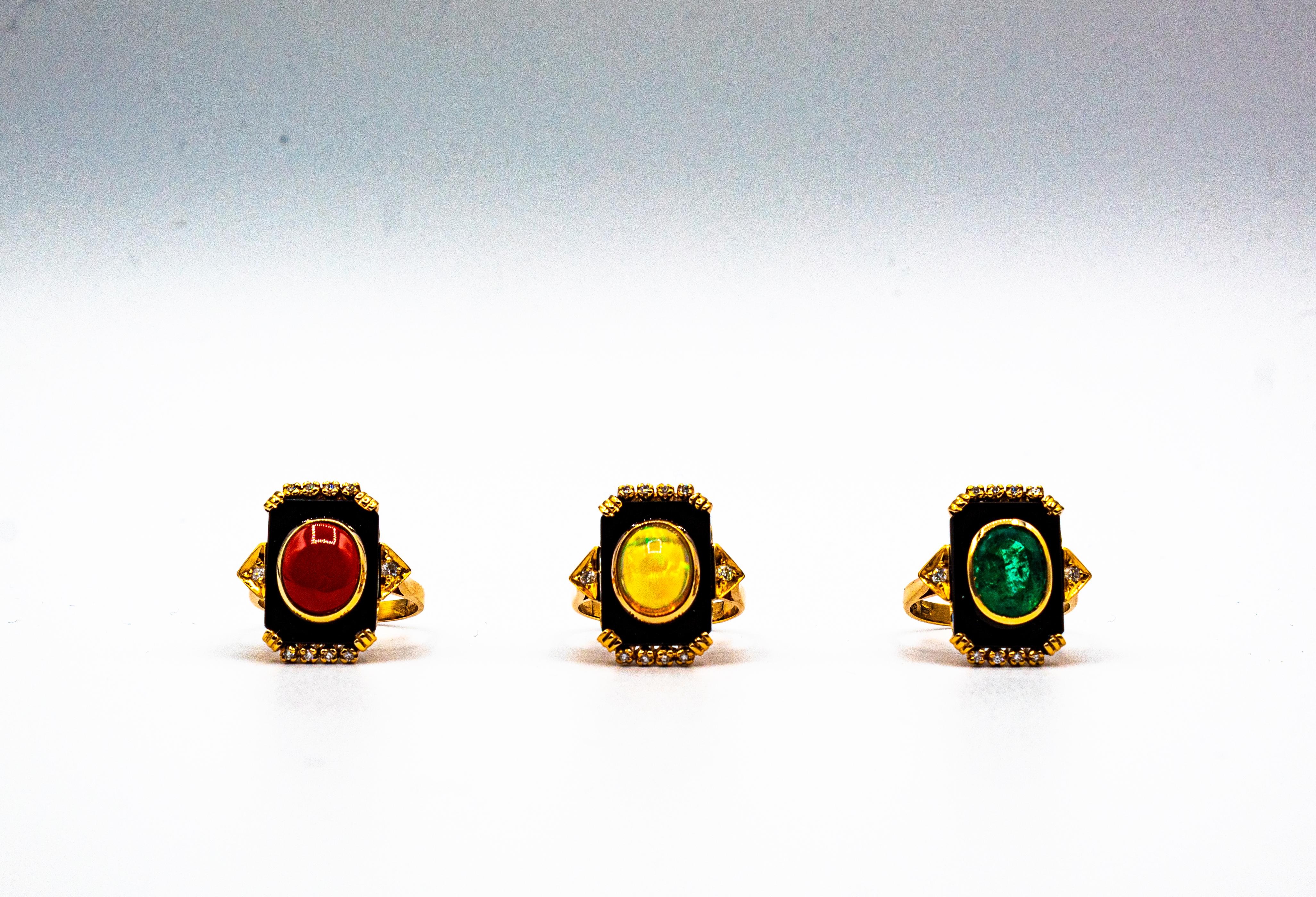 Anillo de cóctel de oro amarillo con coral rojo y ónix mediterráneo y diamantes de estilo art déco Art Decó en venta