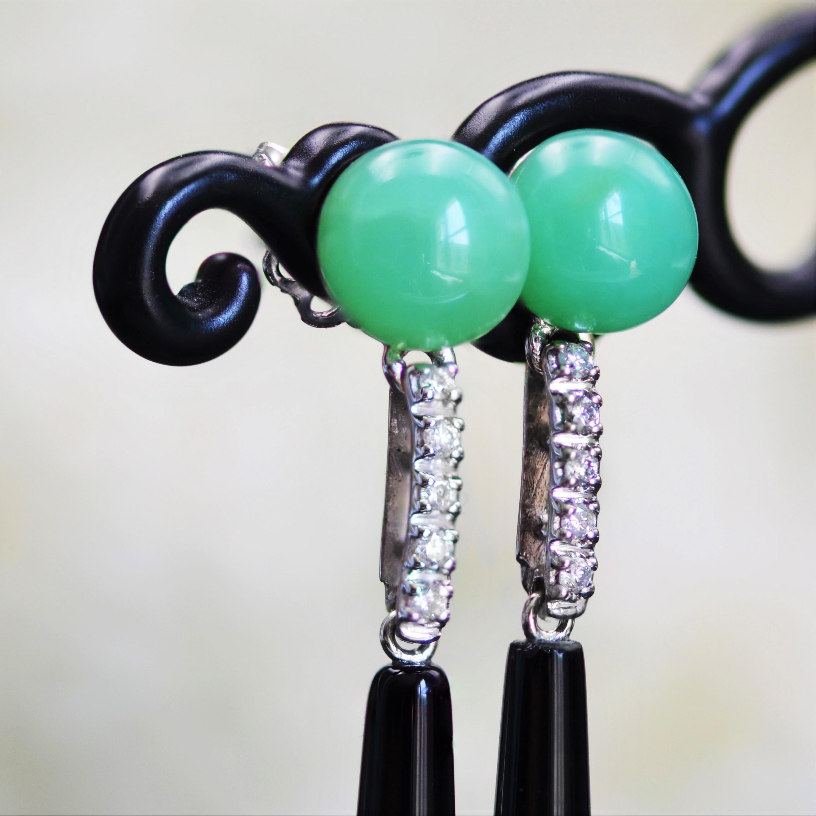 Women's Art Deco Style Diamond Onyx Chrysophrase Dangle Earrings For Sale