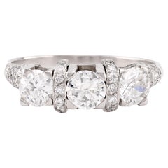 Anello a tre pietre in platino con diamante in stile Art Déco