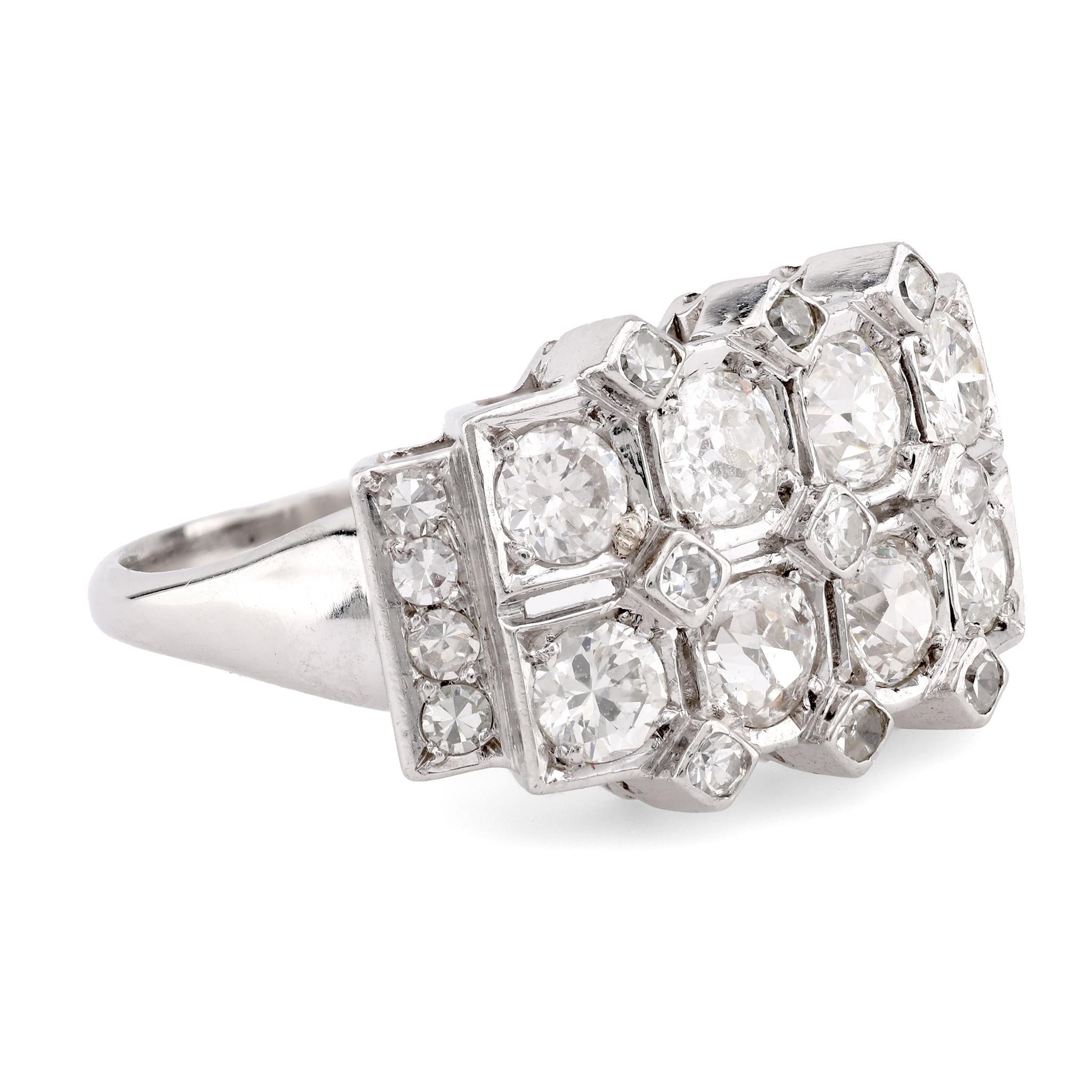 Anillo de Dos Hileras de Platino con Diamantes Estilo Art Déco Art Decó en venta