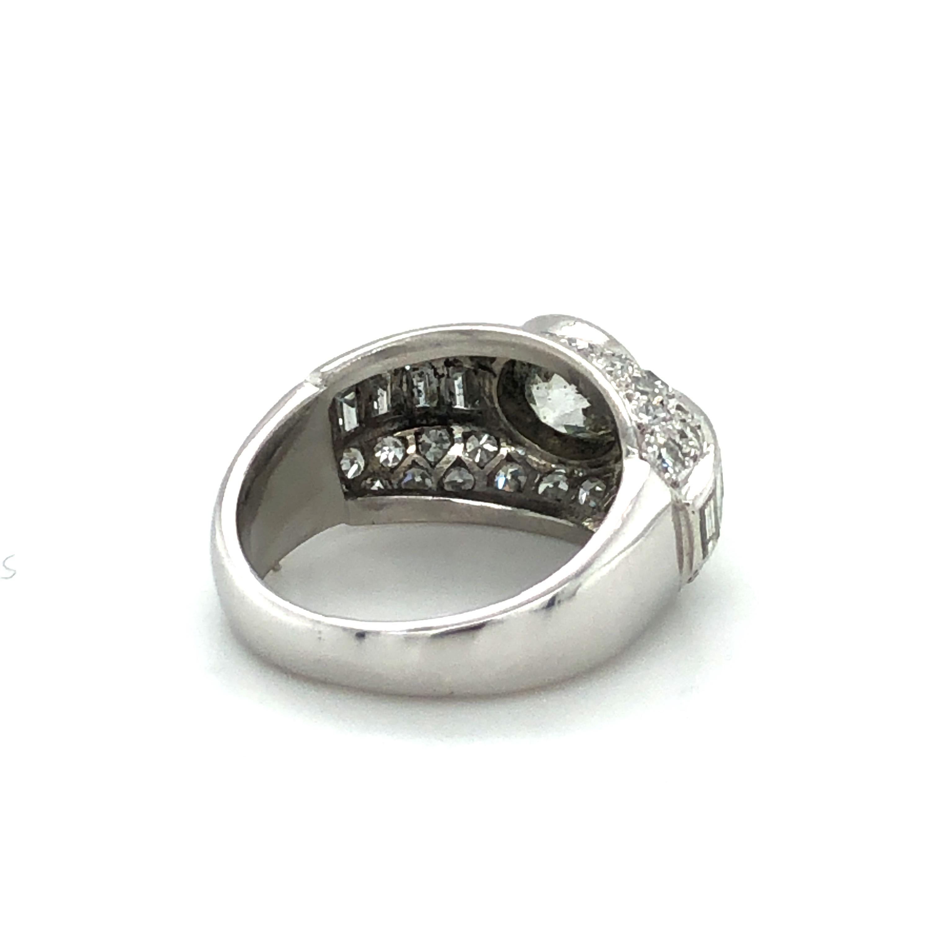 Art Deco Style Diamond Ring in Platinum 950 4