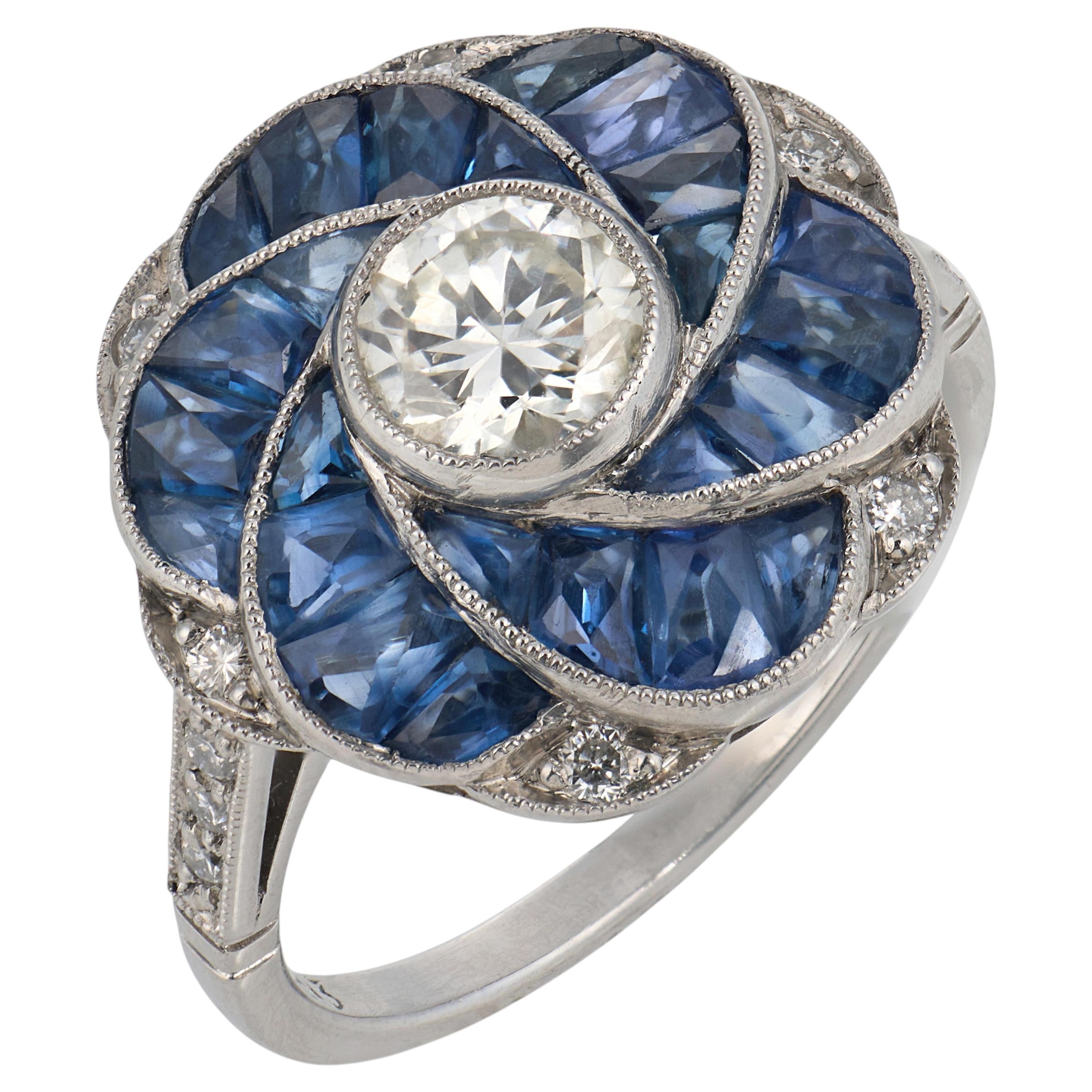 Ring aus Platin im Art-déco-Stil mit Diamanten und Saphiren
