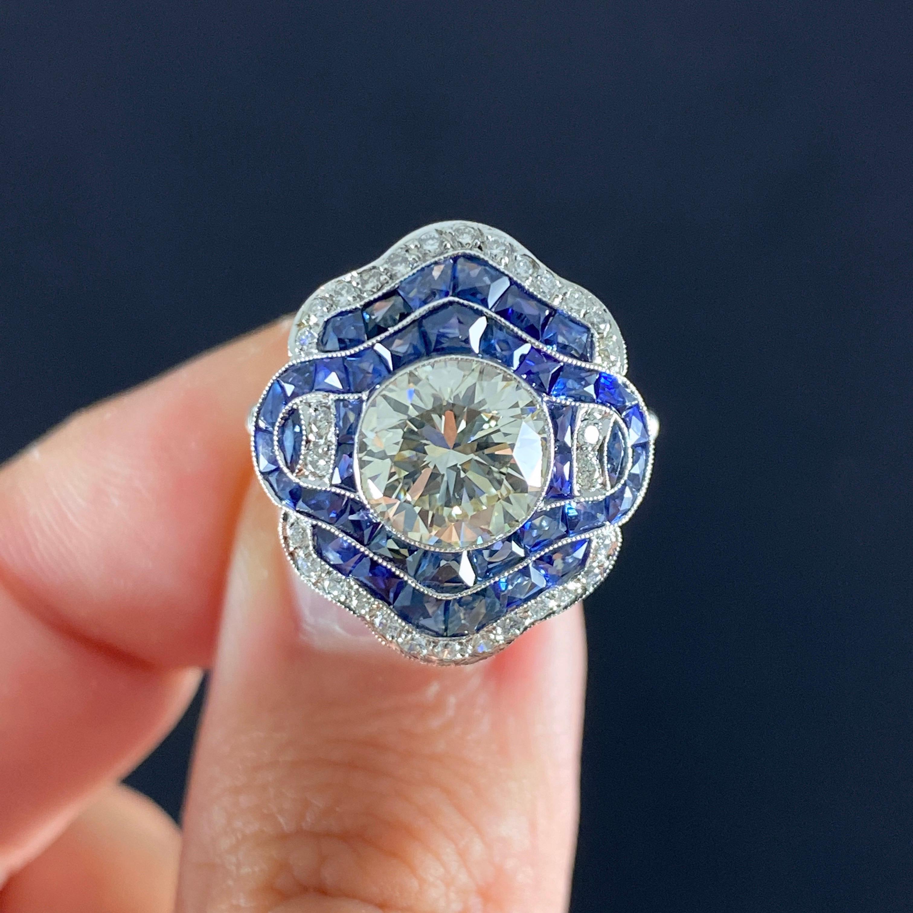 Women's Art Deco Style Diamond Sapphire Target Platinum Engagement Cocktail Dress Ring For Sale