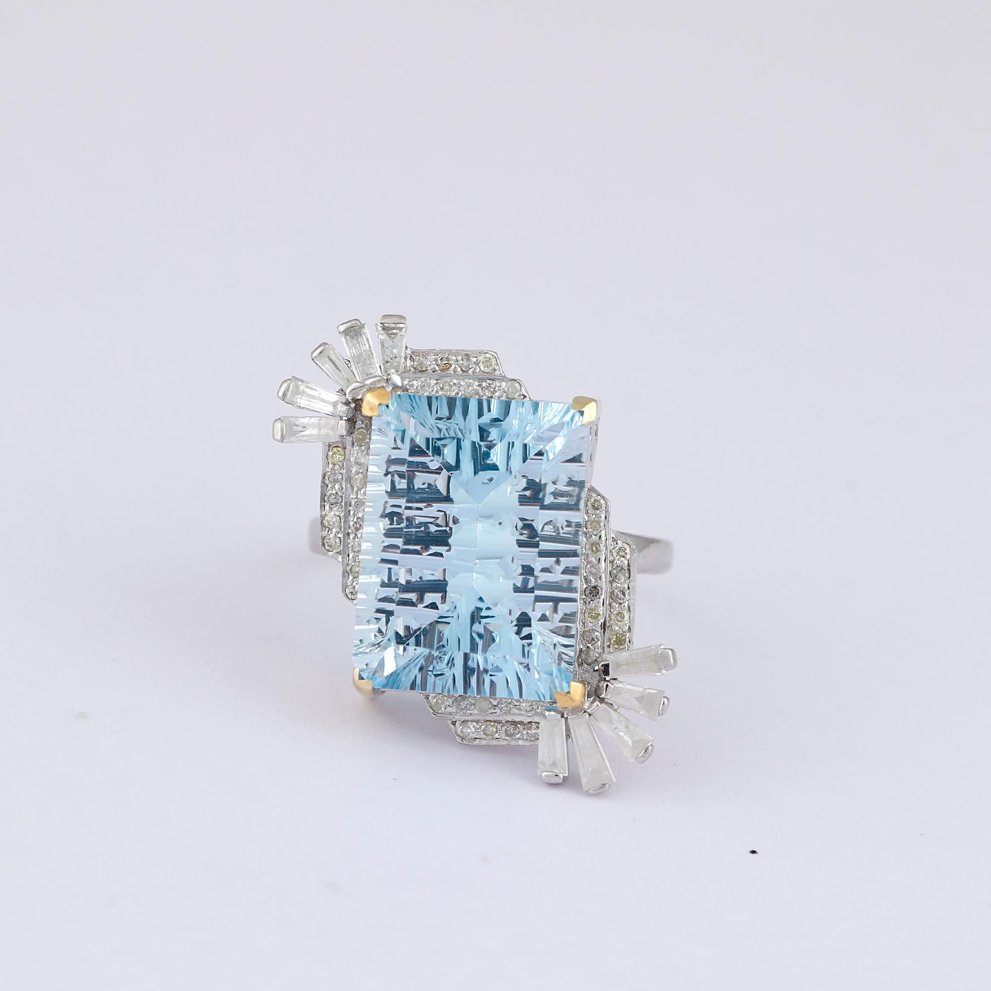 Art Deco Style Diamond Silver Aquamarine Wedding & Party Cocktail Ring, 7 In New Condition For Sale In Jaipur, RJ