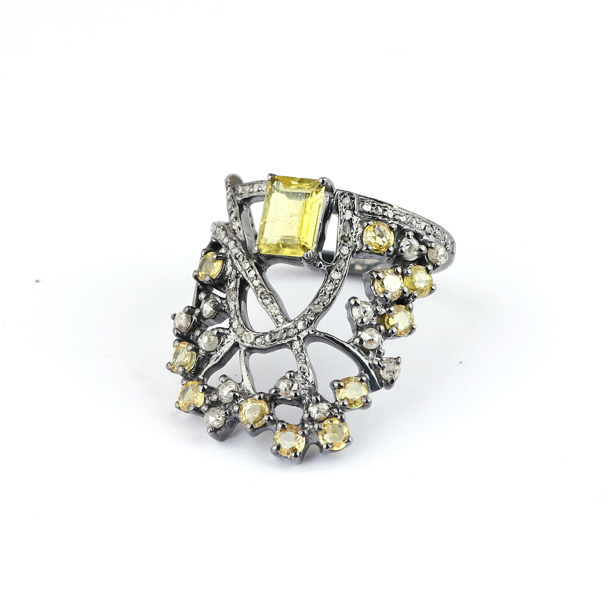 Art Deco Style Diamond Silver Lemon Quartz Wedding & Party Cocktail Ring For Sale 6