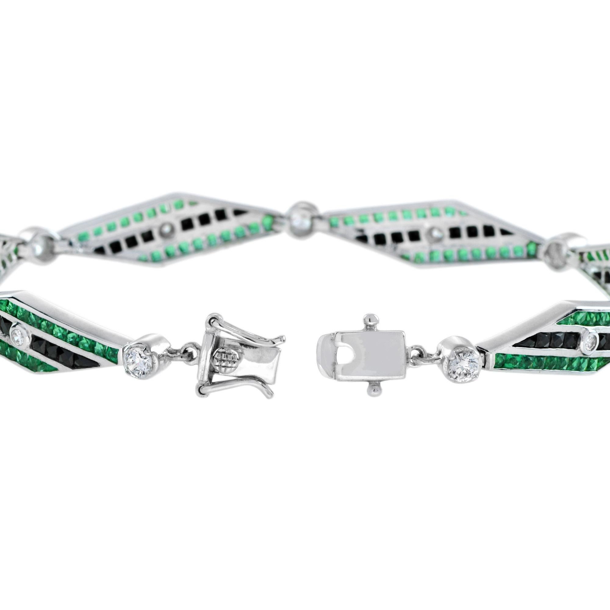 Armband aus 18 Karat Weißgold mit Diamanten im Art-déco-Stil und Smaragd und Onyx (Rundschliff)