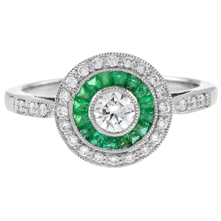 Verlobungsring aus Platin950 mit Diamant im Art-déco-Stil und Smaragd-Doppel Halo im Angebot