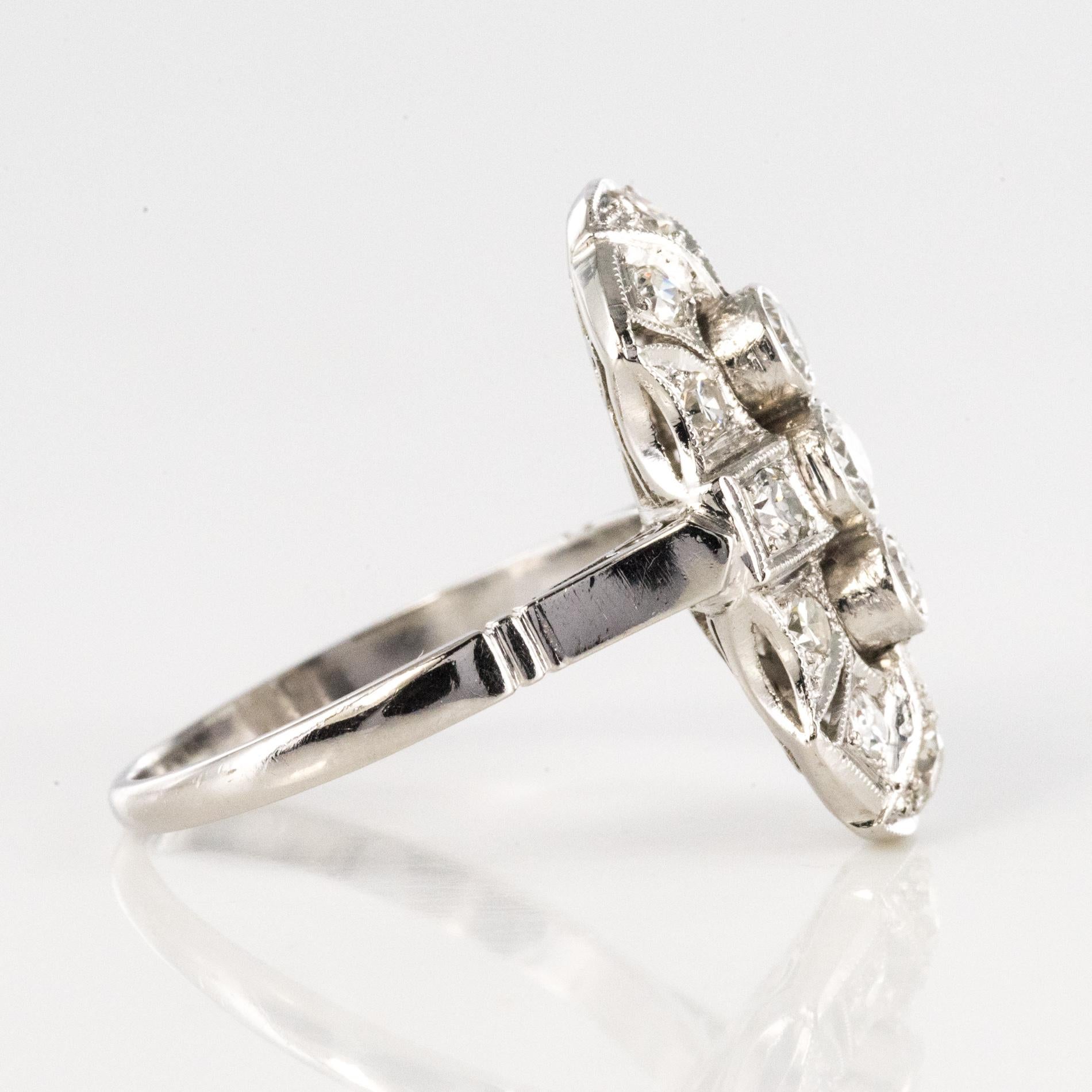 Art Deco Stil Diamanten 18 Karat Weißgold Ring im Angebot 12