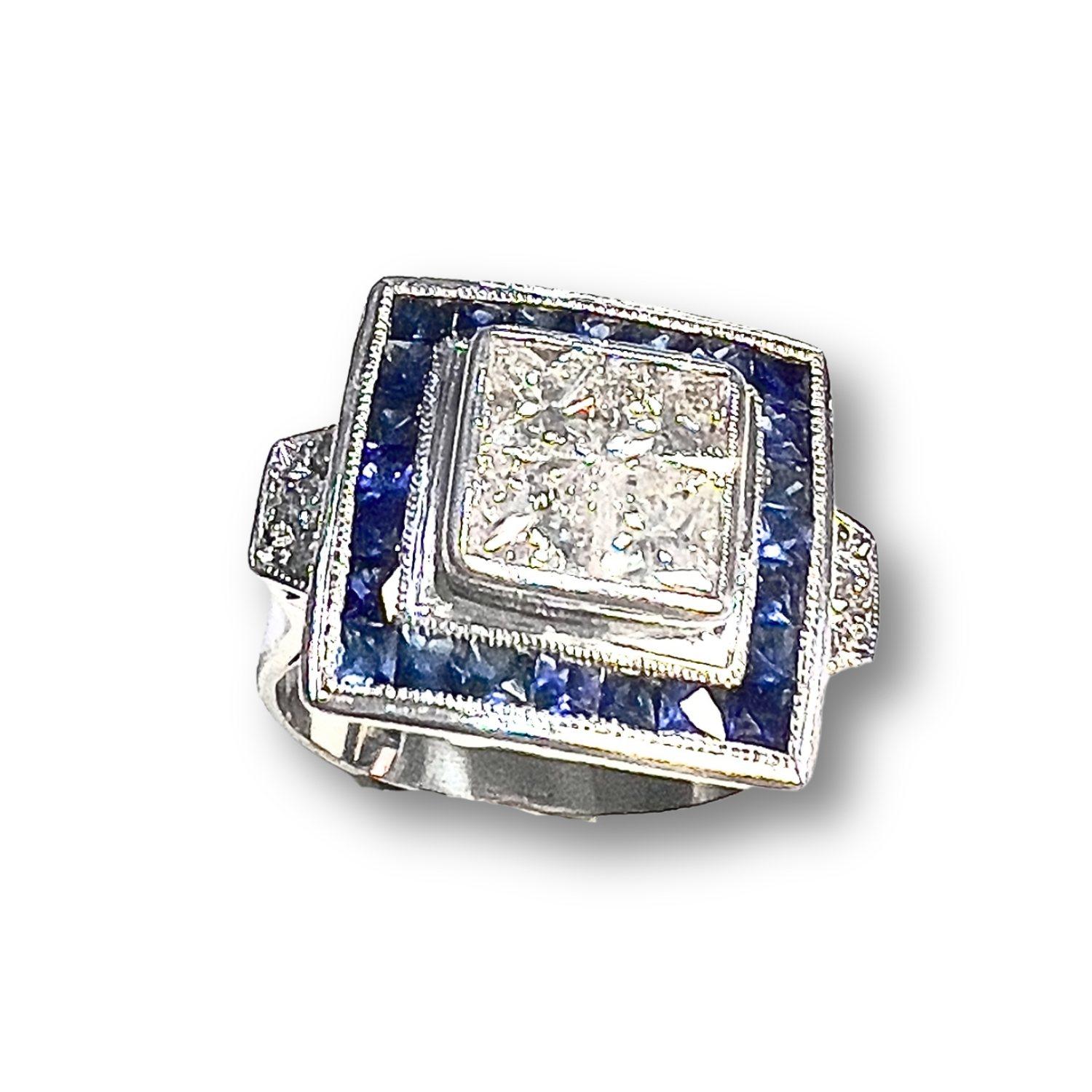 Art Deco Style Diamonds and Sapphires Platinum and white Gold Ring In Good Condition For Sale In MADRID, ES
