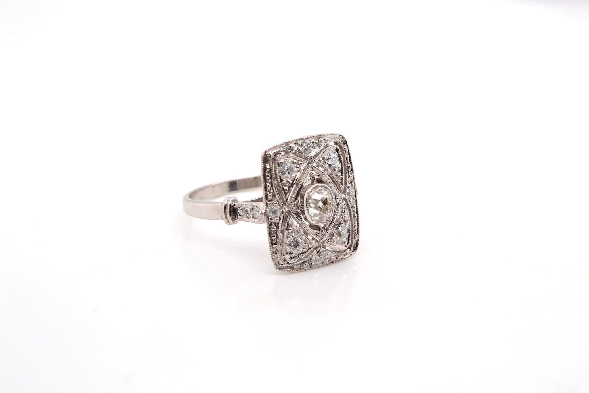 Art Deco Art deco style diamonds ring in platinum For Sale