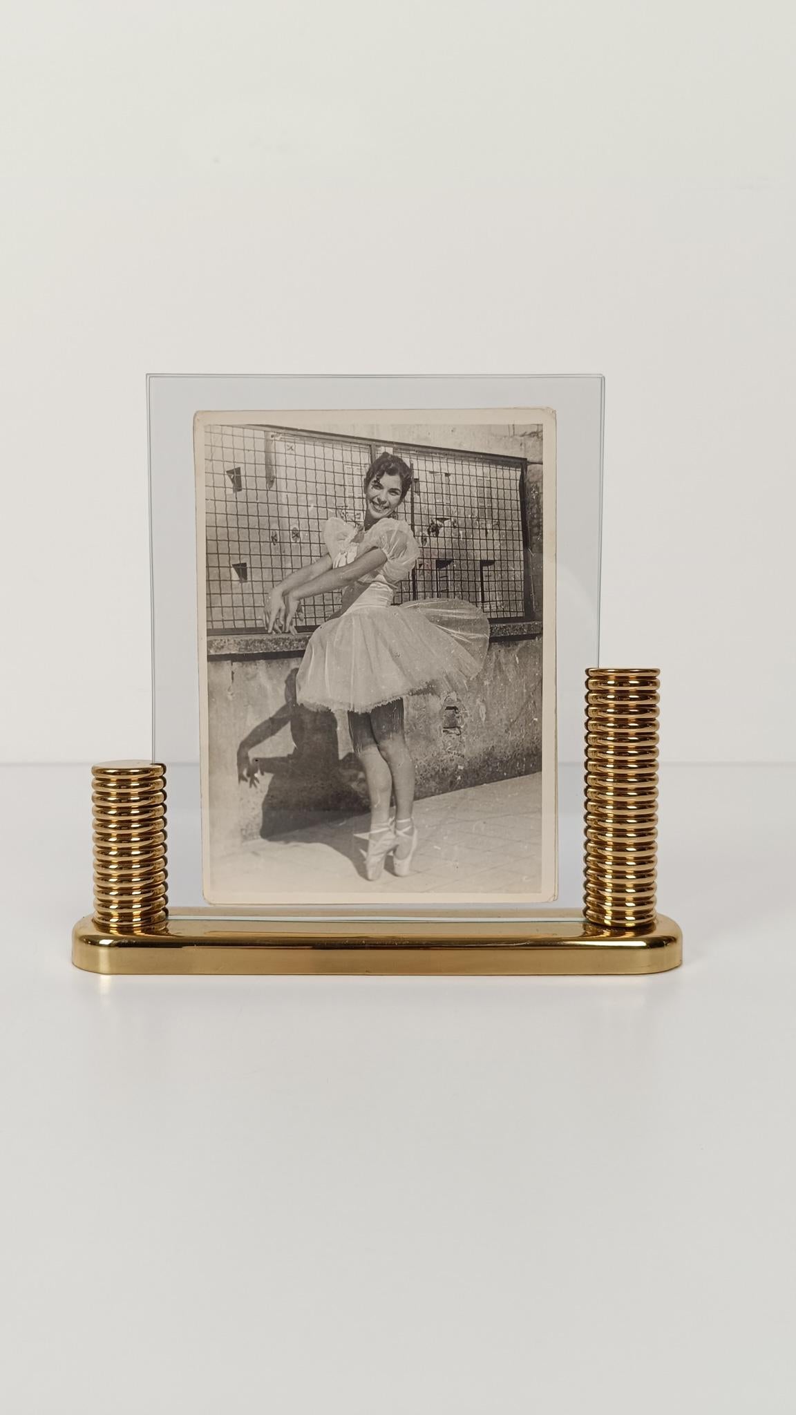 Art Deco Style Double Sided Pictures Frame in gilded Brass & Glass, 80s For Sale 5
