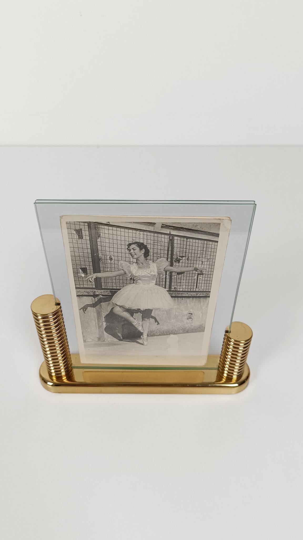 Art Deco Style Double Sided Pictures Frame in gilded Brass & Glass, 80s For Sale 9