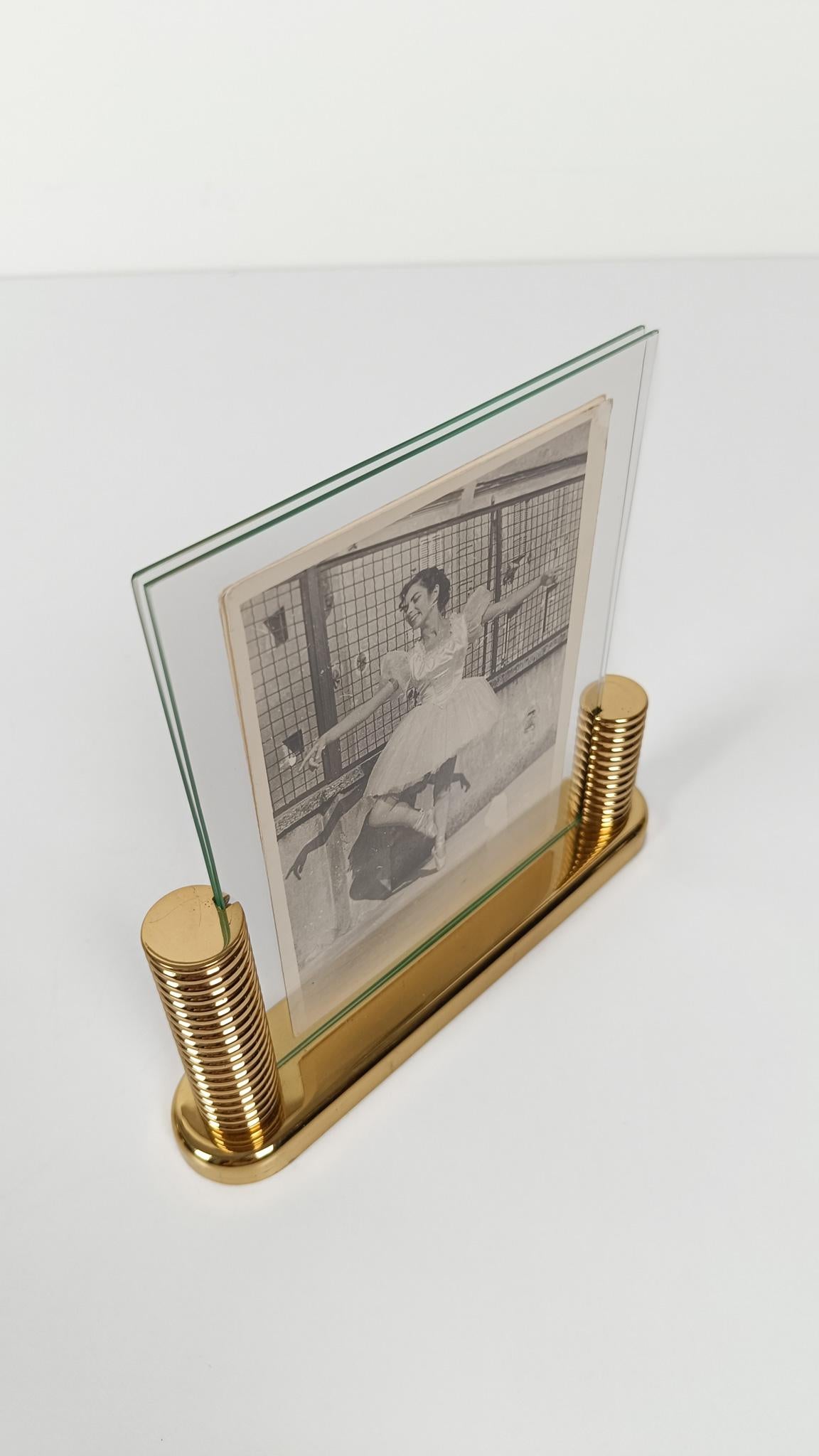 Art Deco Style Double Sided Pictures Frame in gilded Brass & Glass, 80s For Sale 12