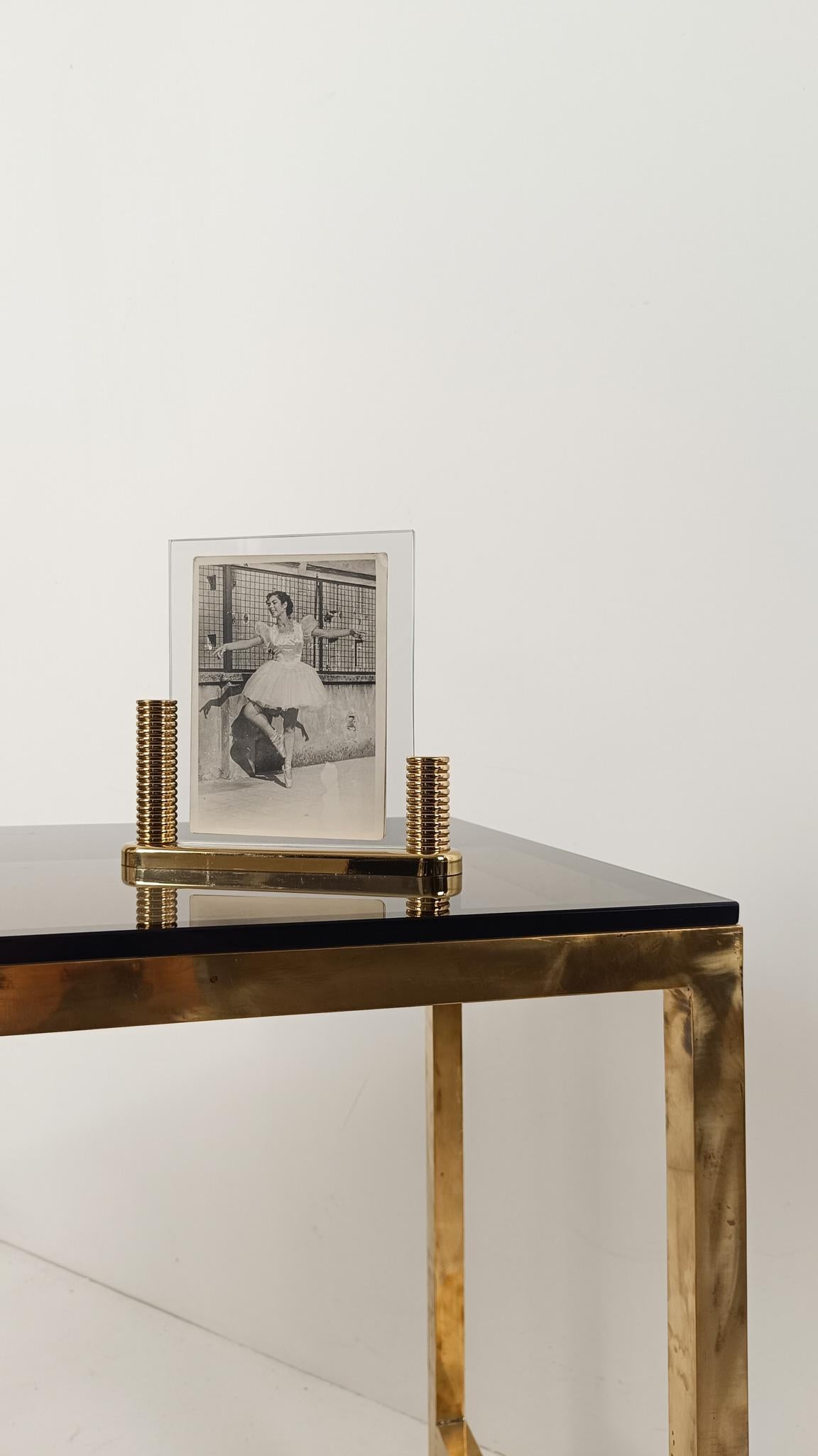 Art Deco Style Double Sided Pictures Frame in gilded Brass & Glass, 80s In Good Condition For Sale In Roma, IT